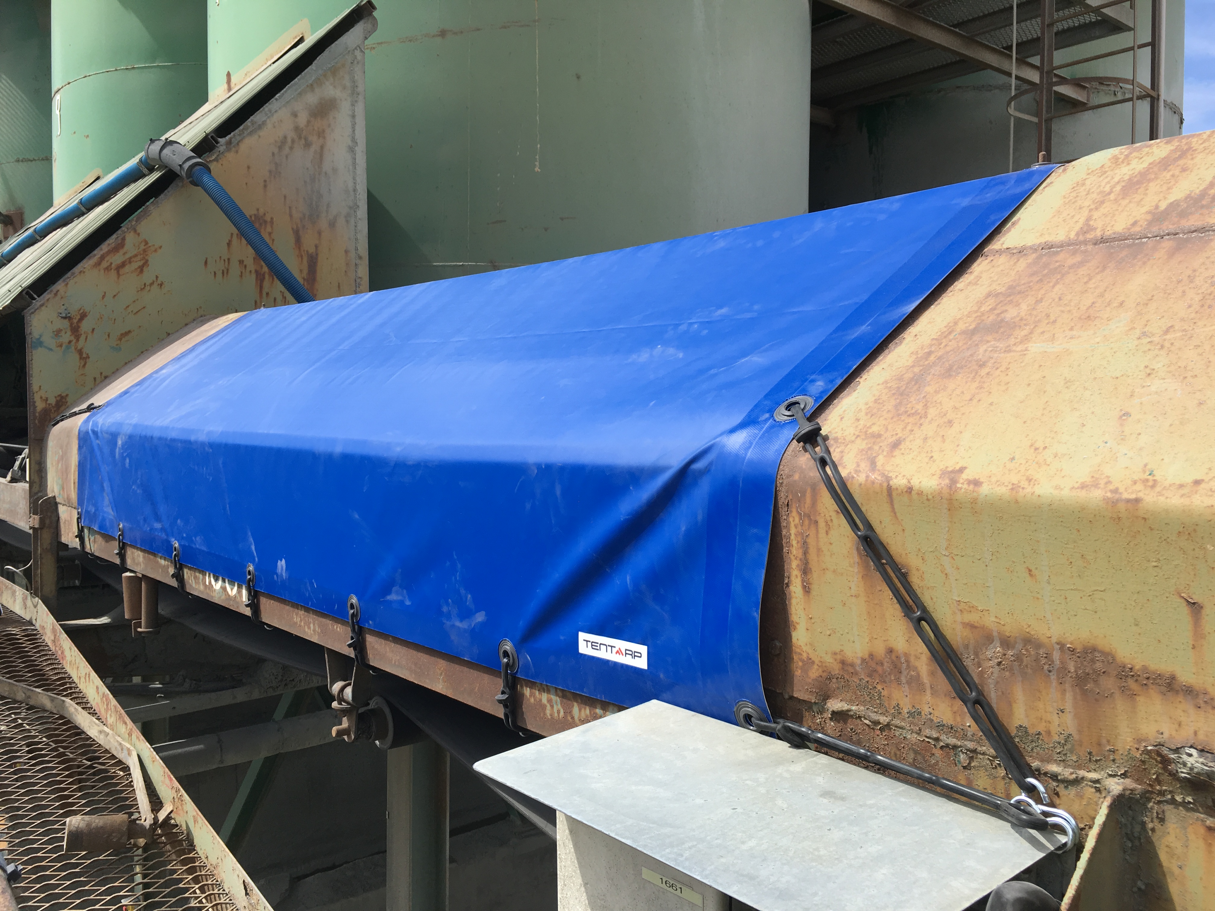 Skyddshuvar i pvc eller textil - 15