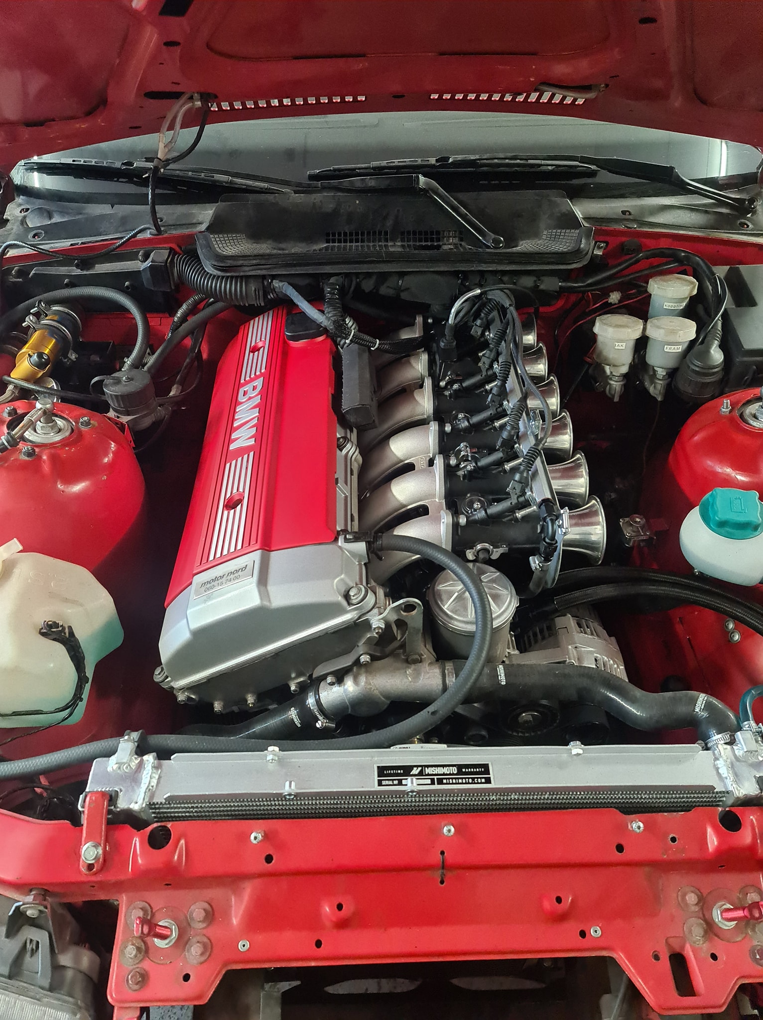 Välkommen till Motor Nord! Vi har specialiserat oss på Motorsport och effekthöjande produkter till så väl landsvägs- som tävlingsbilar.  Motor Nord representerar ett flertal välkända fabrikat på den Svenska marknaden som ZRP, LINK ECU, Wiseco,  Schrick, CatCams, Turbosmart, ITG, Supertech, Innovate, Jenvey, Samsonas, TTV Racing med flera. Du kan alltid kontakta oss för delar till din bil även om du inte hittar det du söker på hemsidan.  Vi har funnits på marknaden sen sextiotalet, och i slutet av 2021 flyttade vi till nya större lokaler. Ett flertal Svenska mästerskap har vunnits med produkter och motorer från oss på Motor Nord.