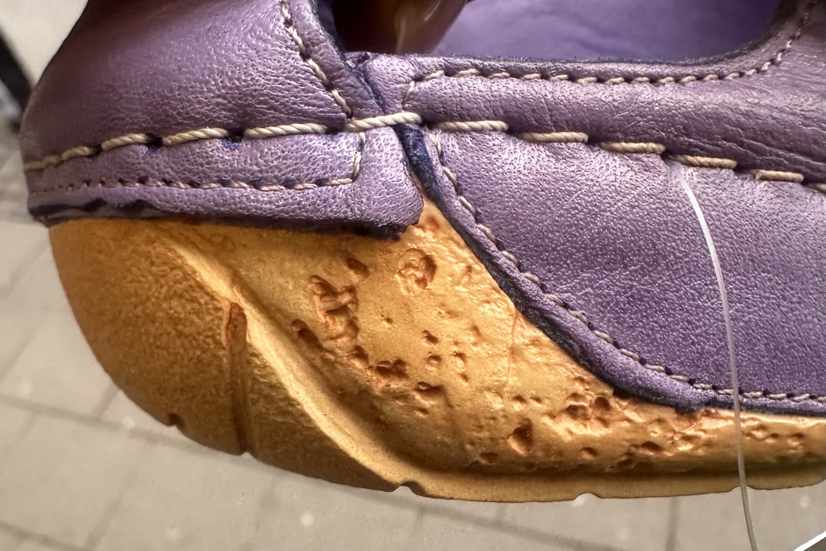 Sandalen med knappen i skinn,  brun - 6