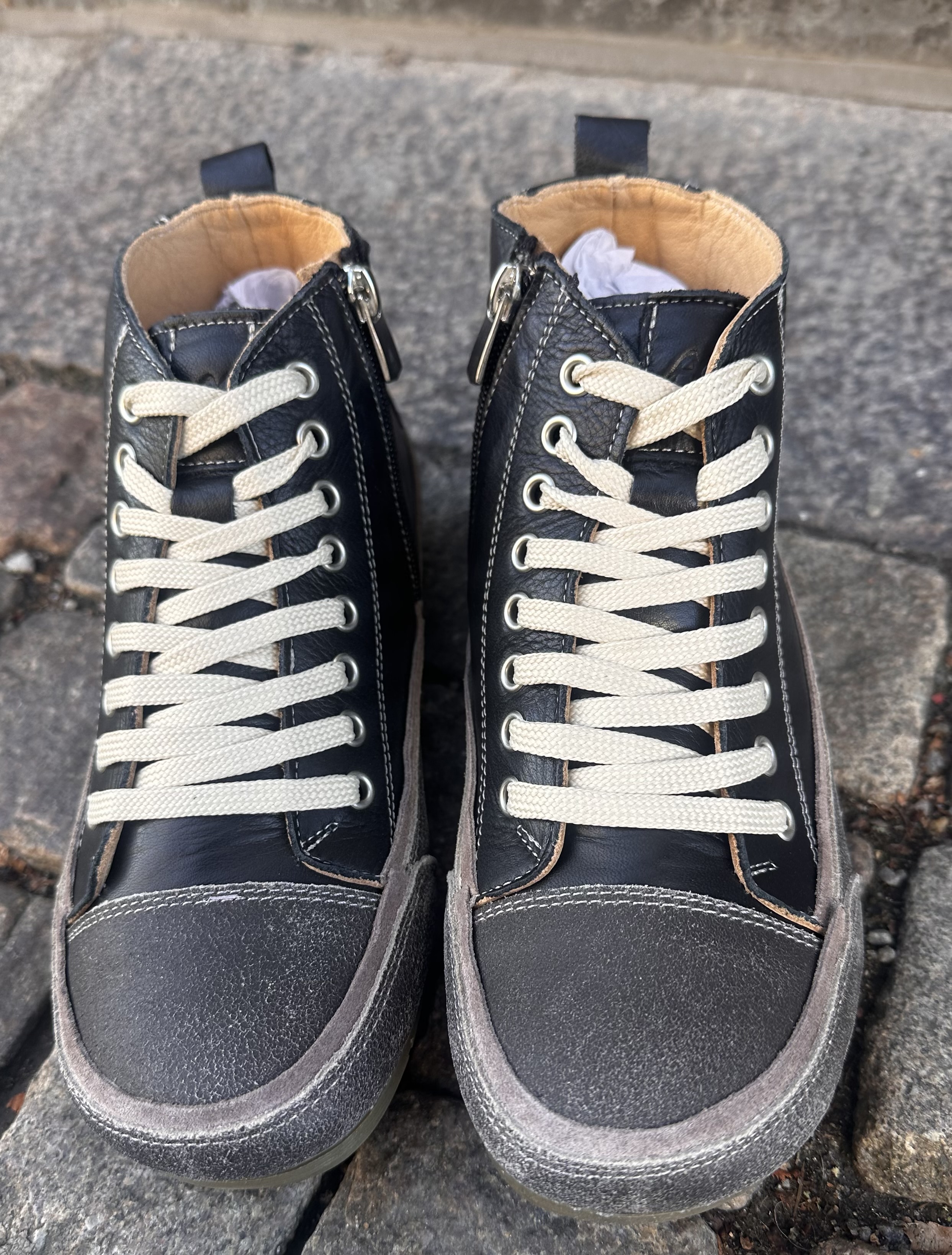 Rymliga sneakers från  Andrea Conti, svart/brun- högt skaft - 4