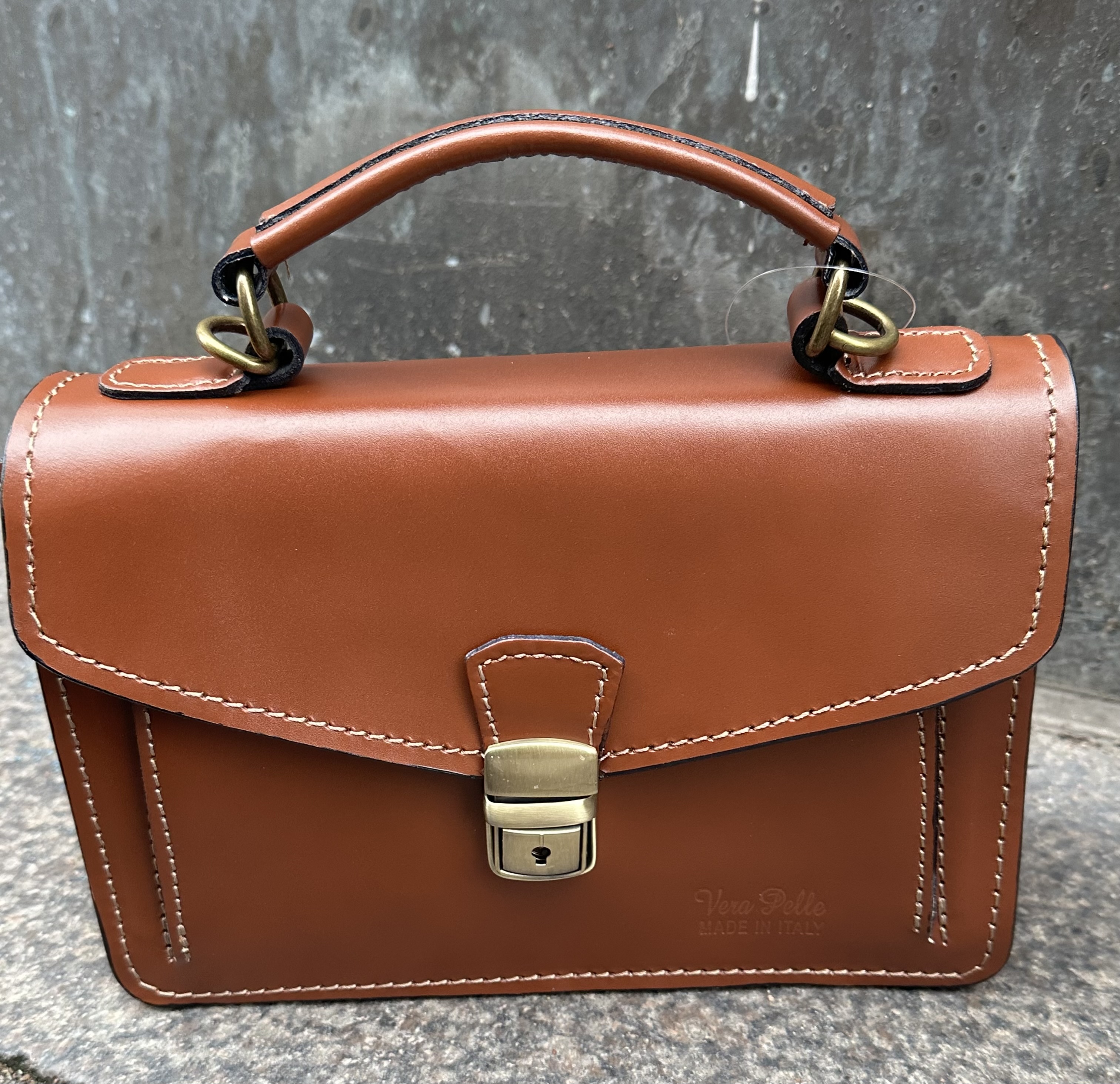 Miniboxväskan KUVERT,  24x17 cm, himmelsblå - 2