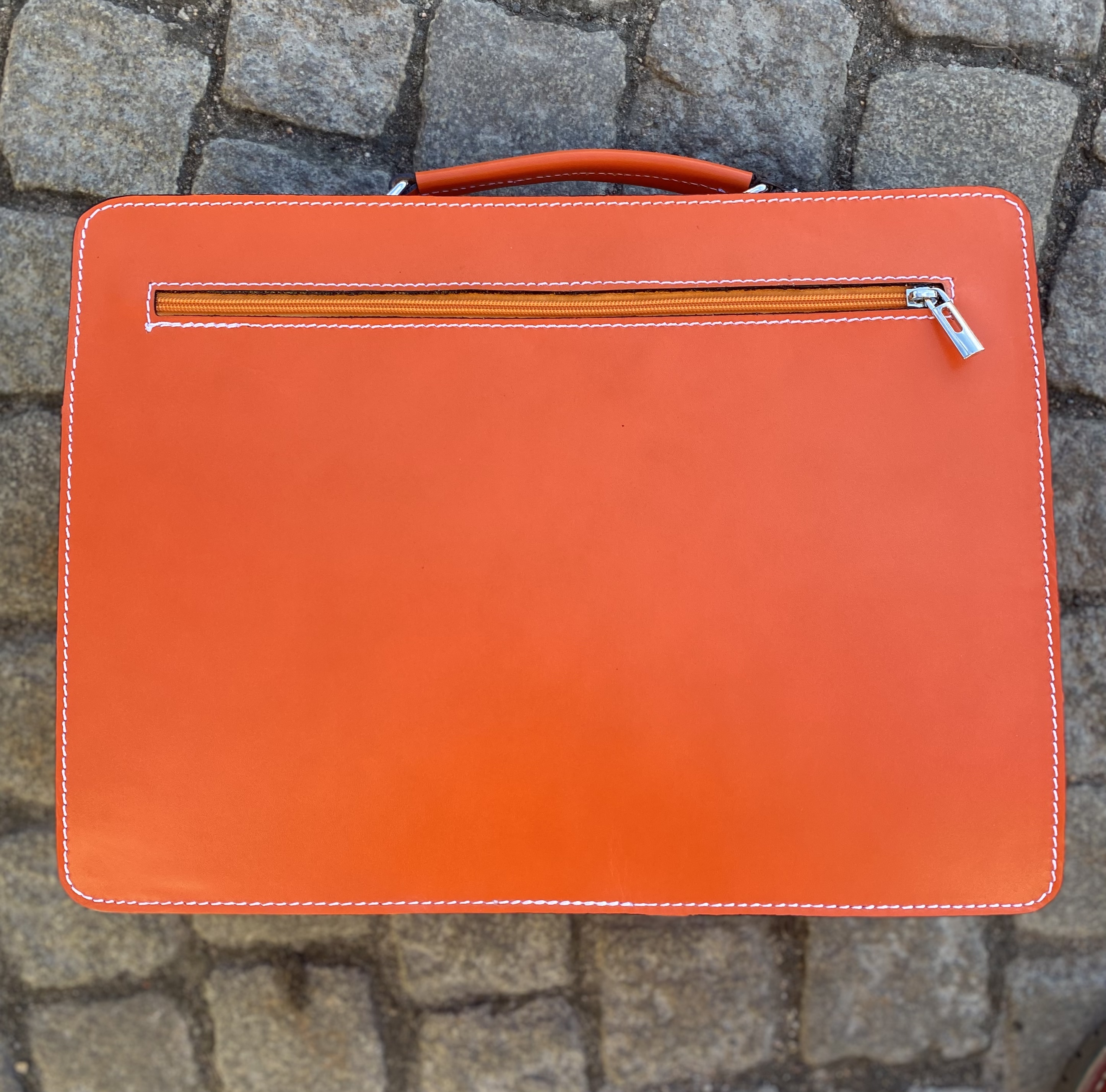 Boxväskan storlek  39x29x11, STOR,  orange - 3