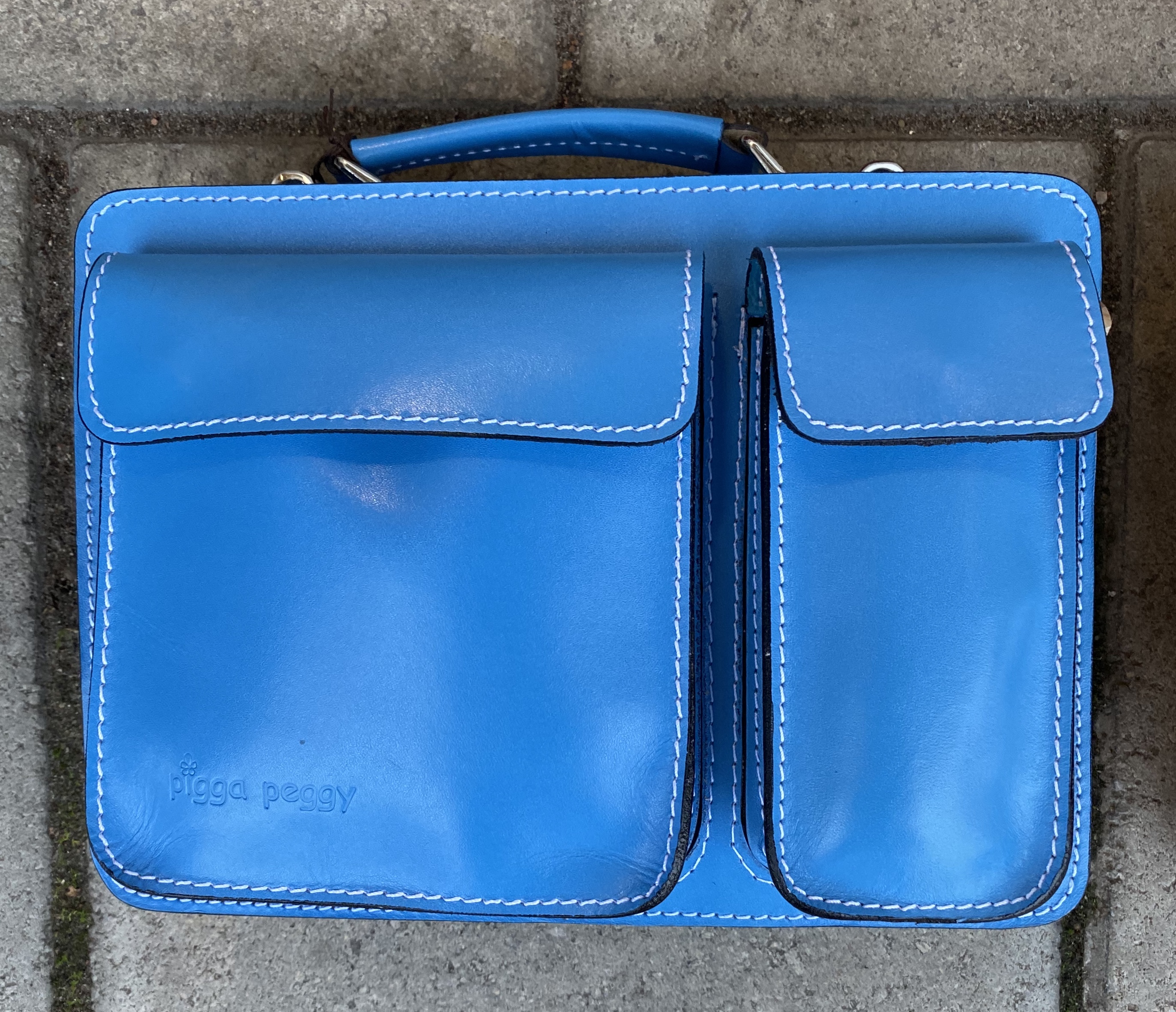 Boxväskan storlek 27x20x11, LITEN. Välj färg:  - 5