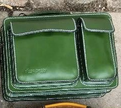 Boxväskan storlek 27x20x11, LITEN. Välj färg:  - 10