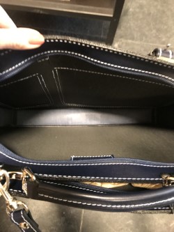 Boxväskan storlek 27x20x11, LITEN. Välj färg:  - 12