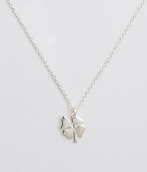 BRING ME LUCK NECKLACE SILVER