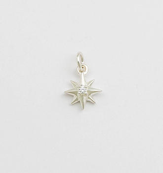 CHARMING PENDANT SILVER COMPASS STAR