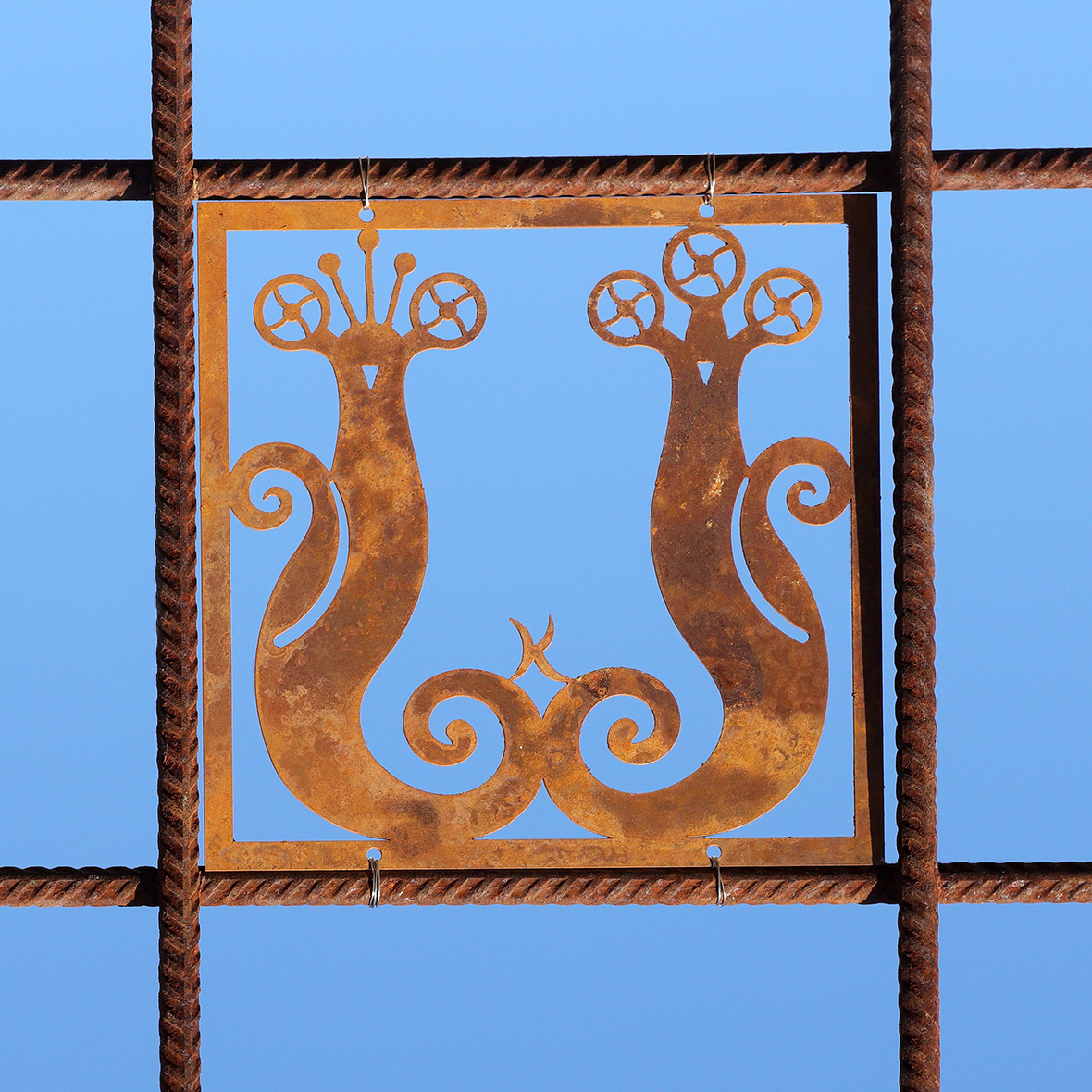 Tankerutor  Rostar vackert på plats med tiden