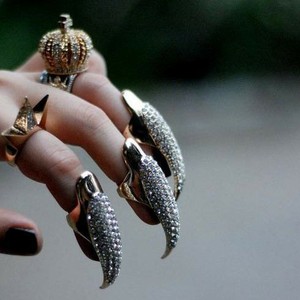 Lady Gaga finger smycke  - 2