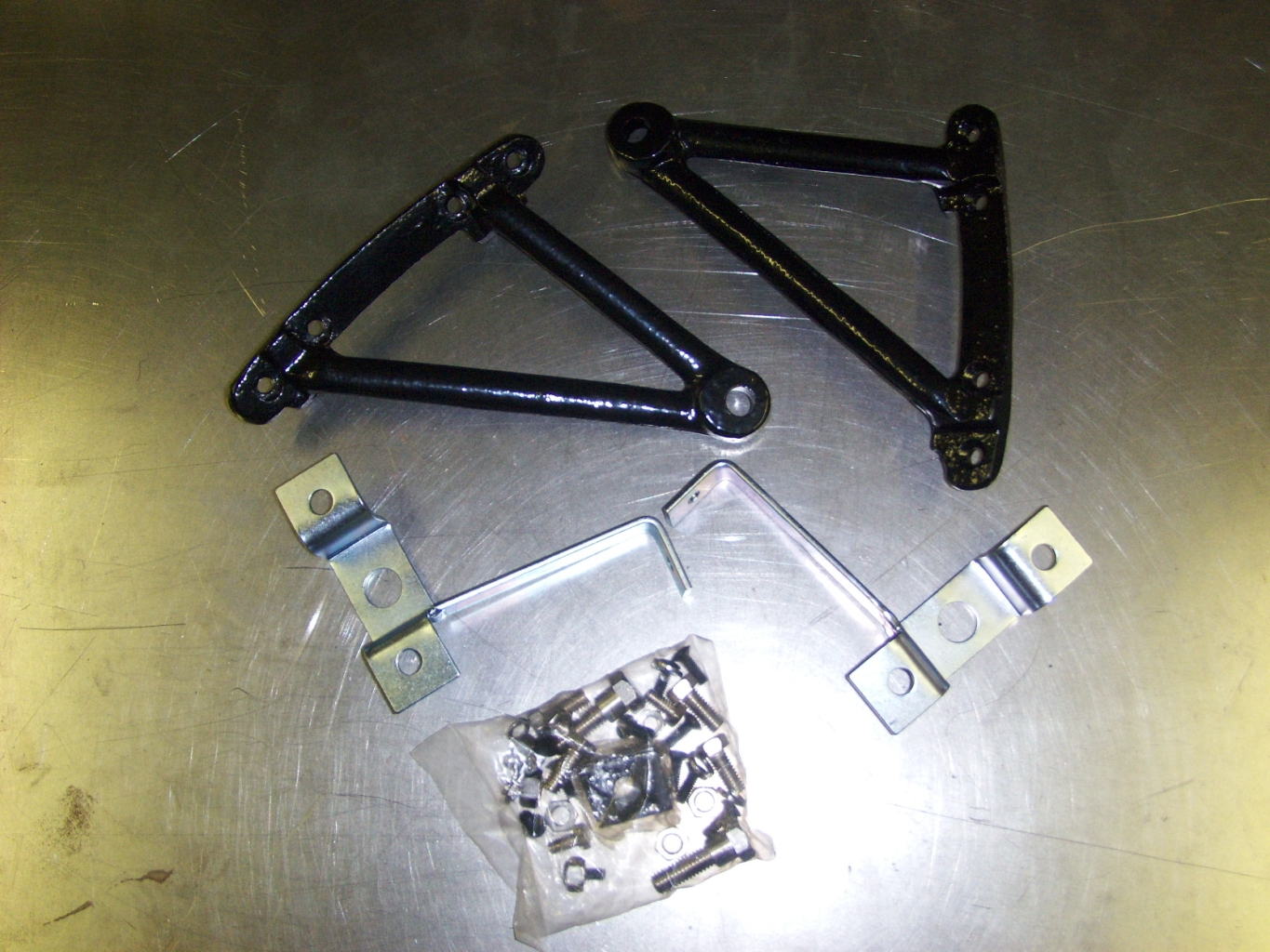 Rumble Lid Hinges 28-31