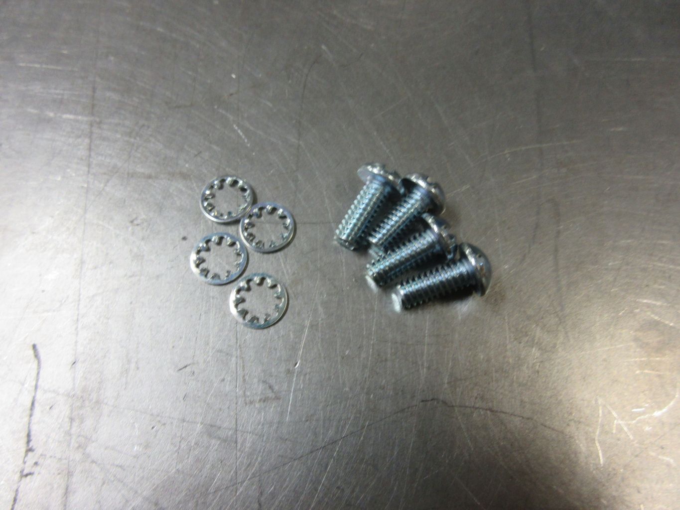 Striker Plate Screw Kit