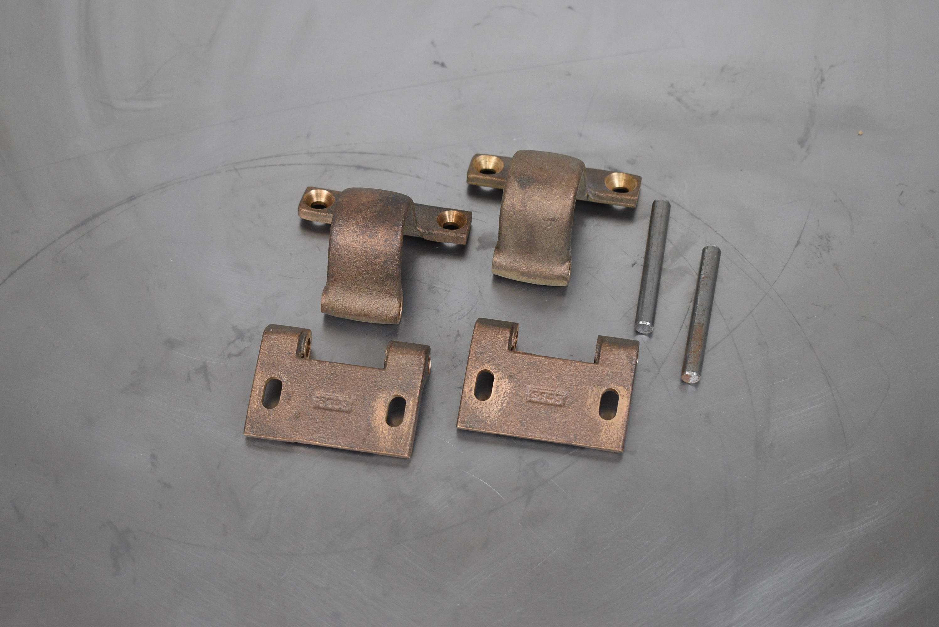 Windshield Hinges -32 3W