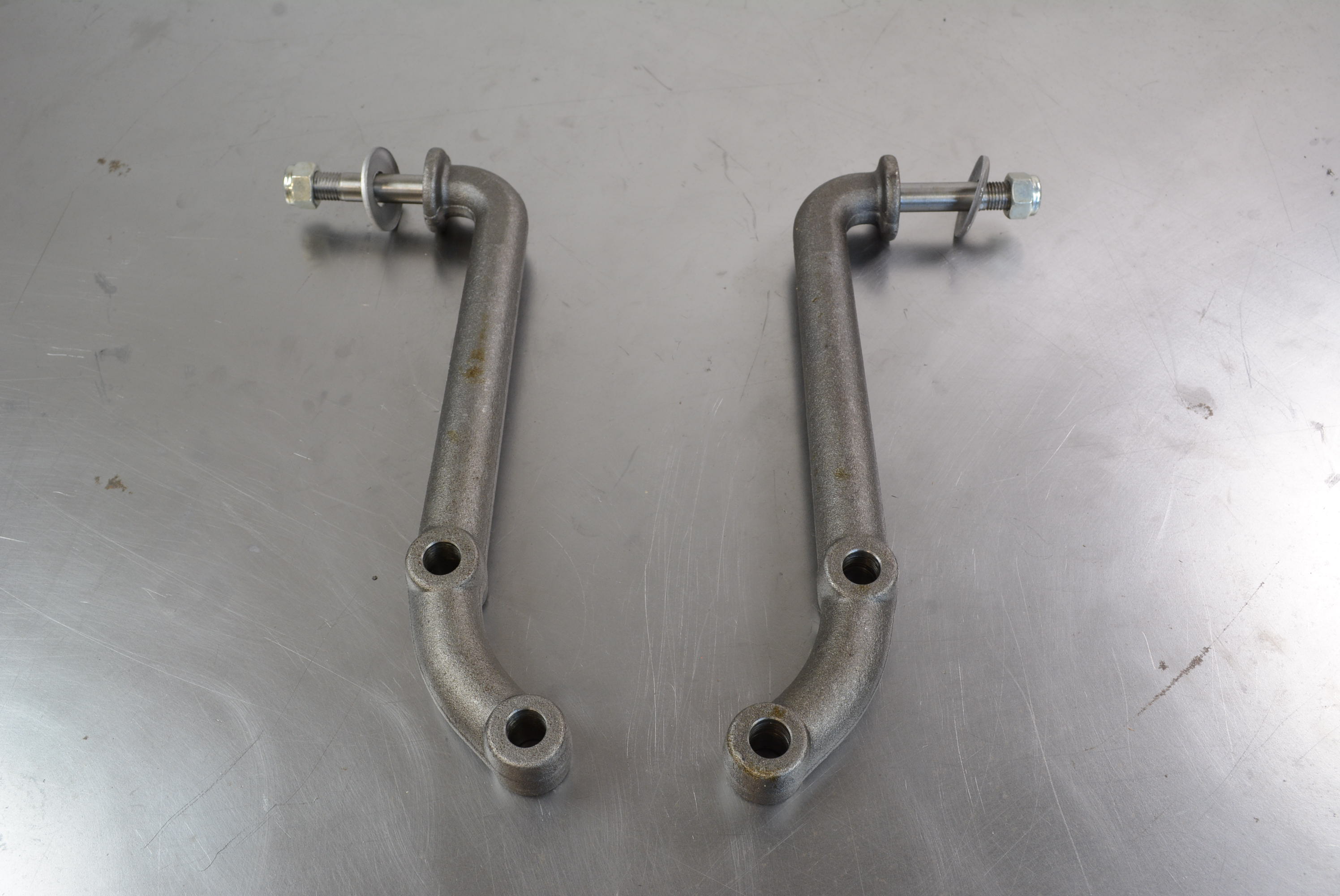 F1 Style Shock Mounts