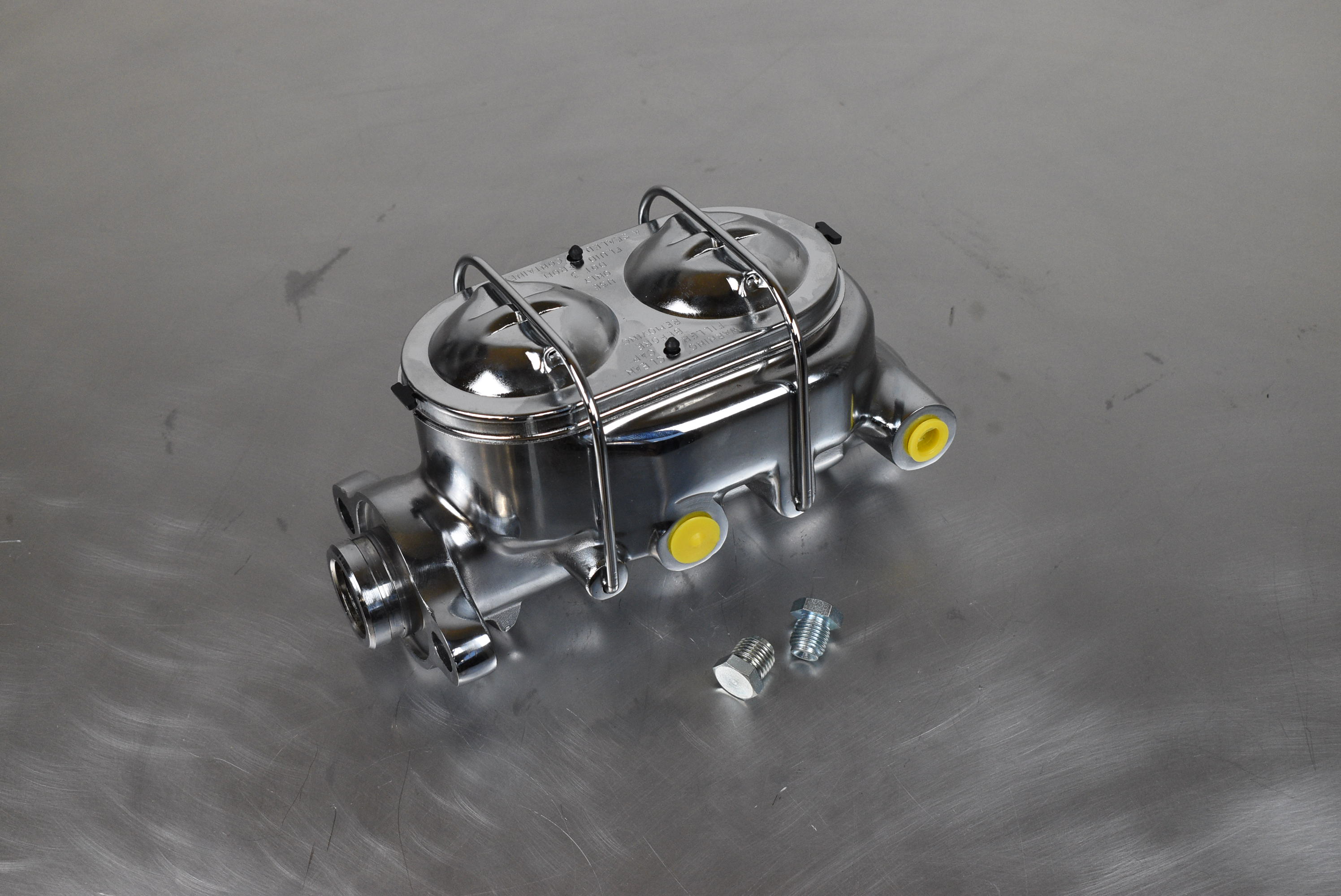 Master Cylinder 1´´ Bore 9/16´´&1/2´´