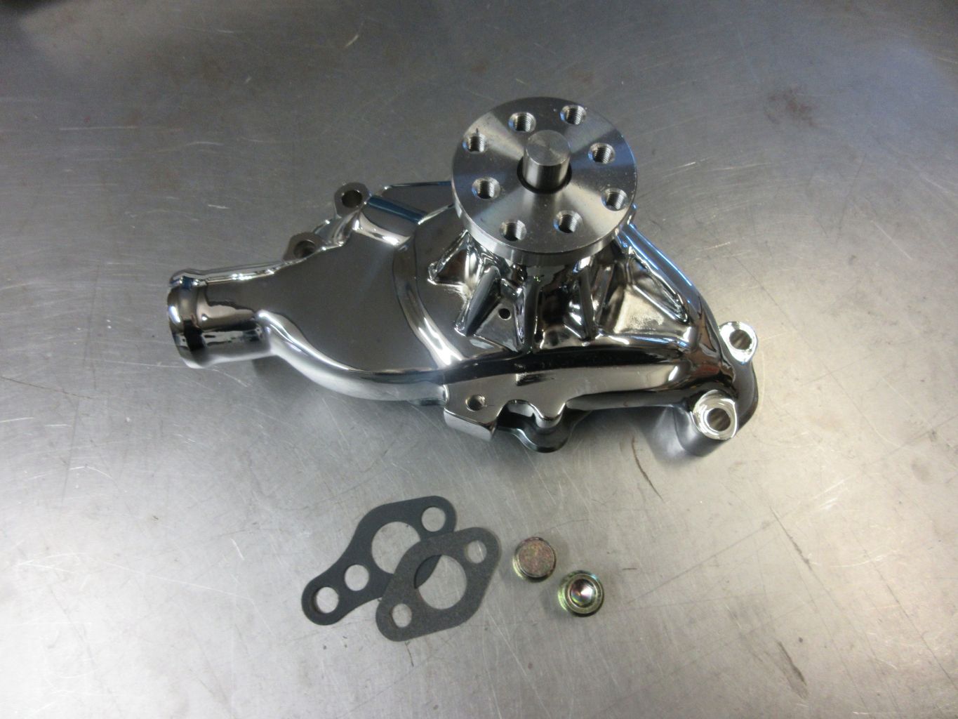 Water Pump CSB Short Aluminum Chrome