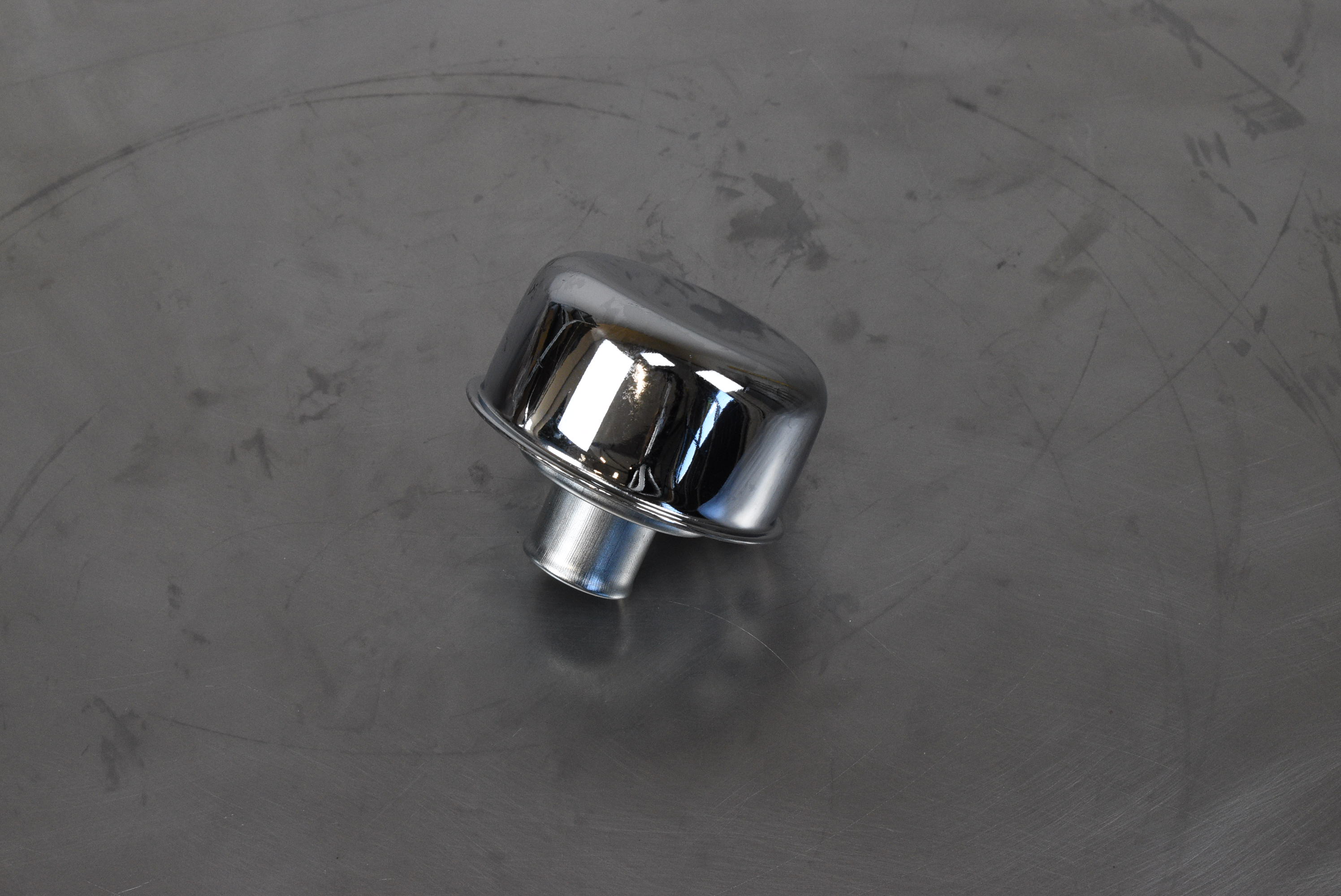Push-in breather cap