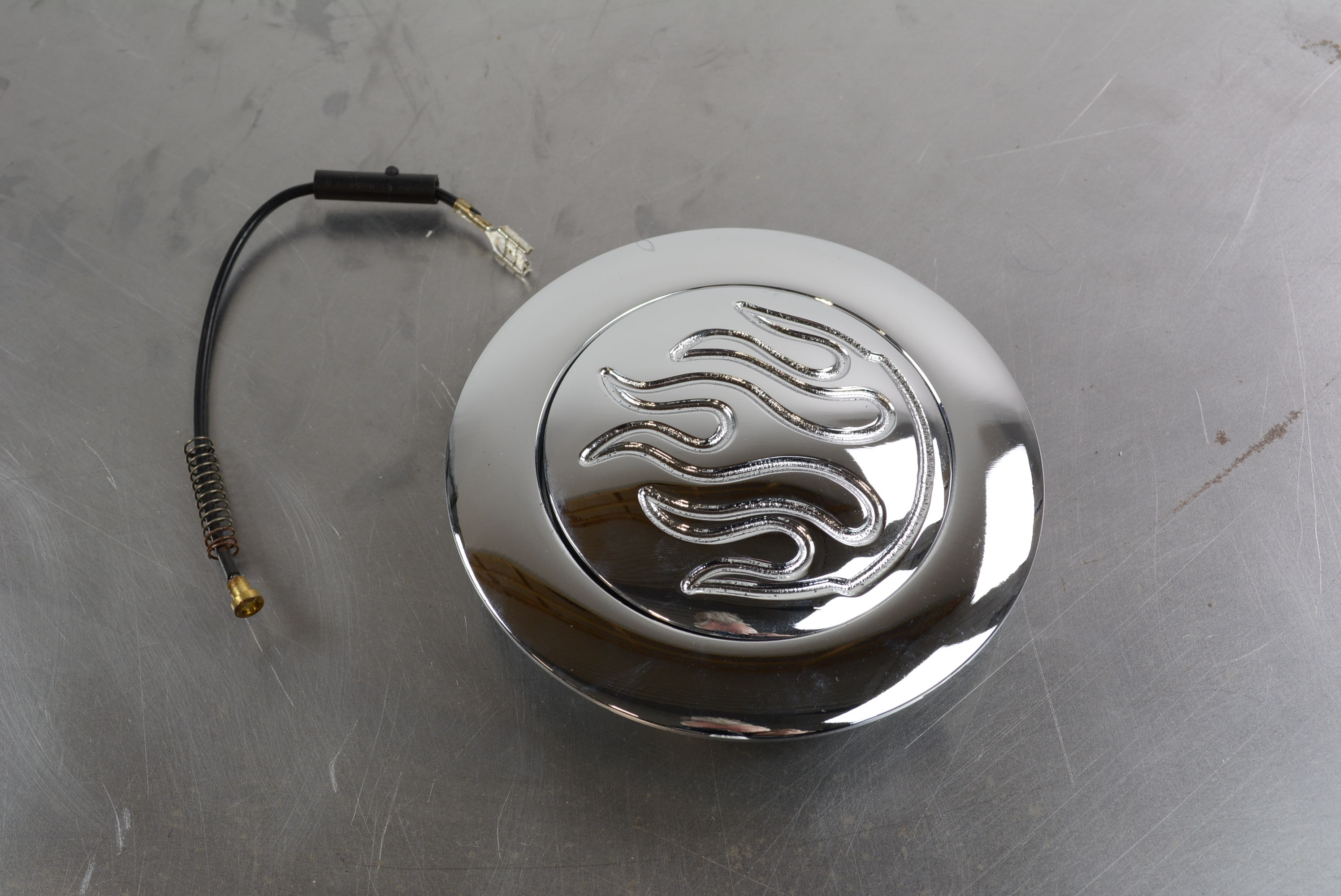 Horn Button Chrome Flames