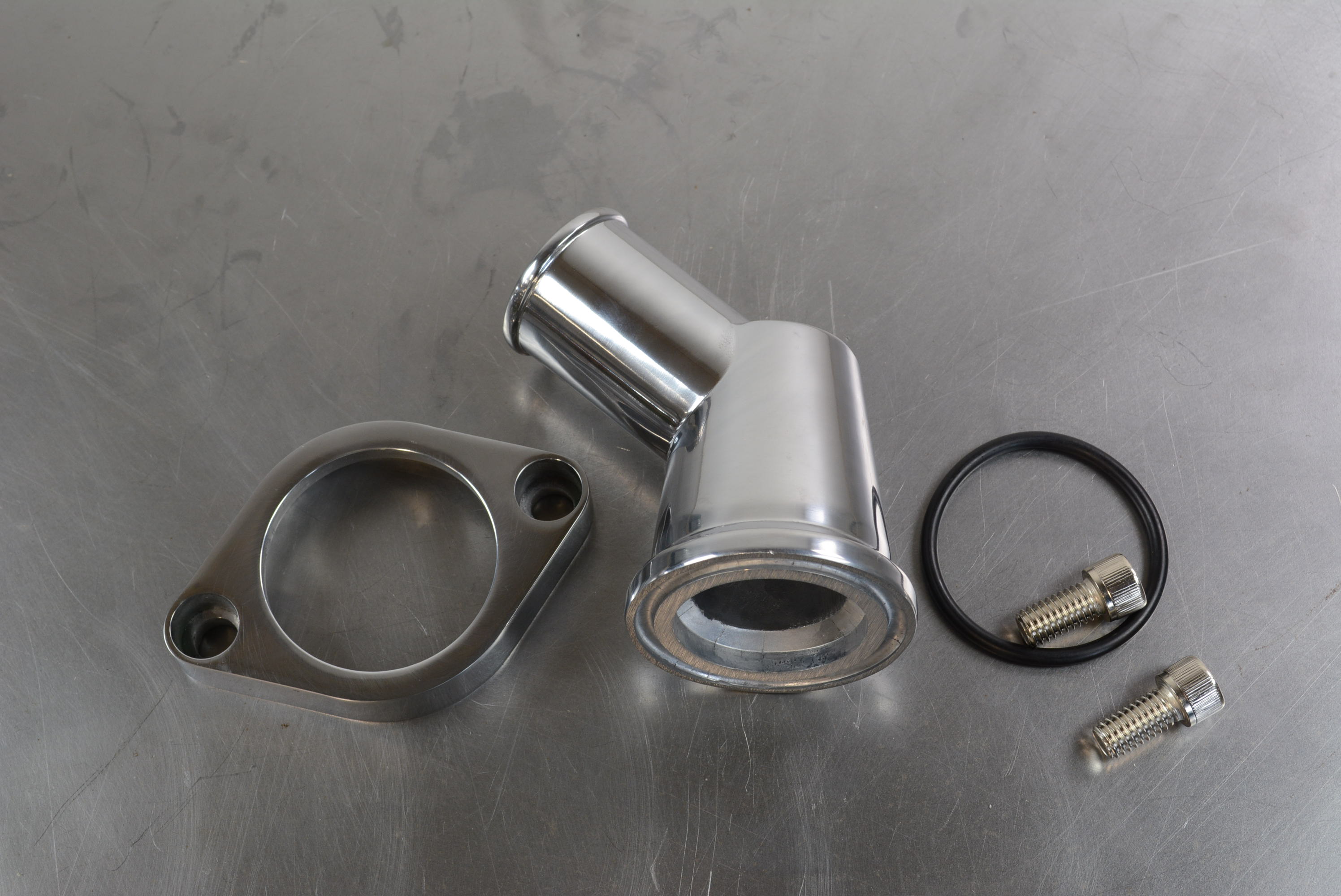 Thermostat Housing Chevy 45° Polished Aluminum