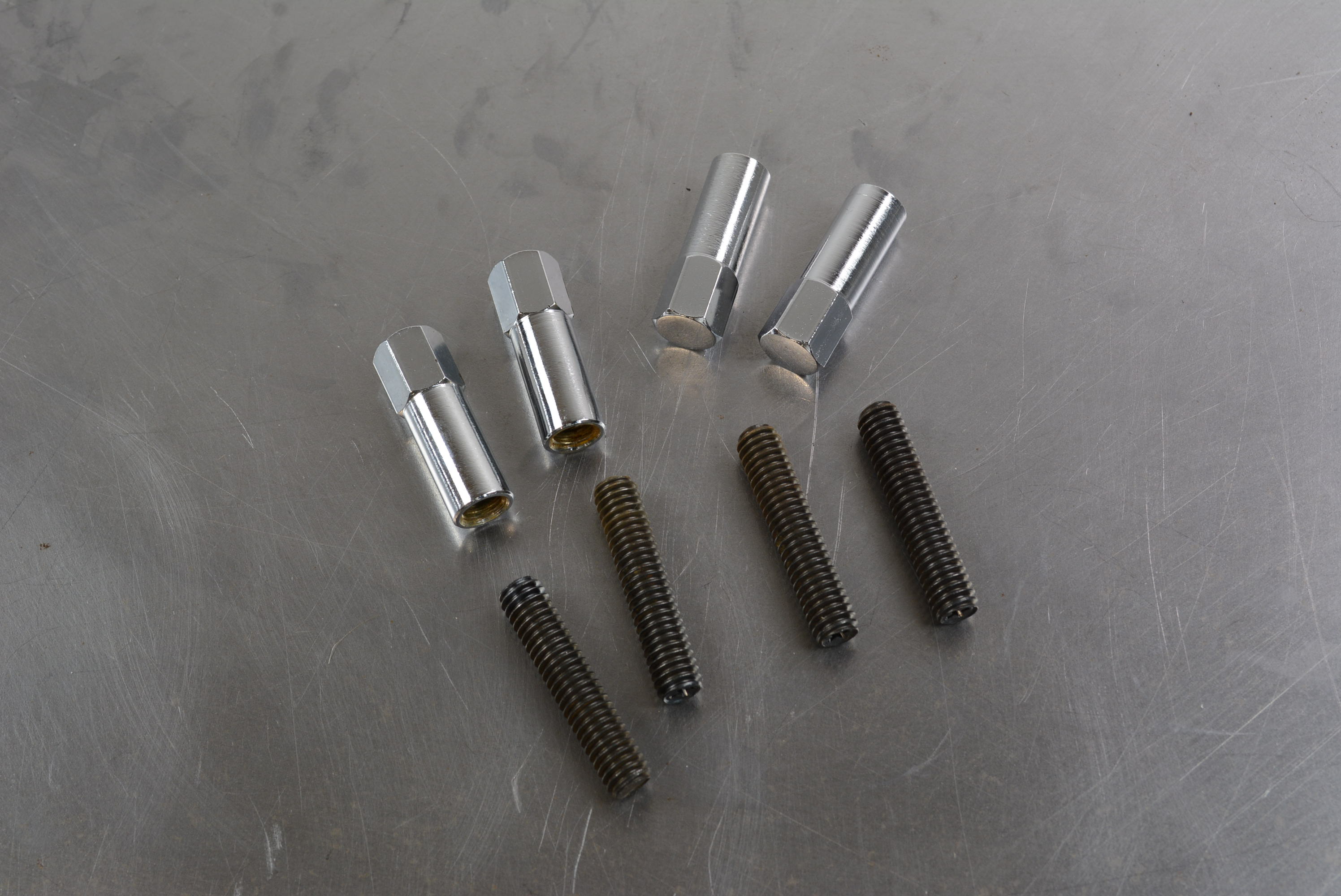 Valve Cover Bolts 4 pc Ford 5/16´´ UNC