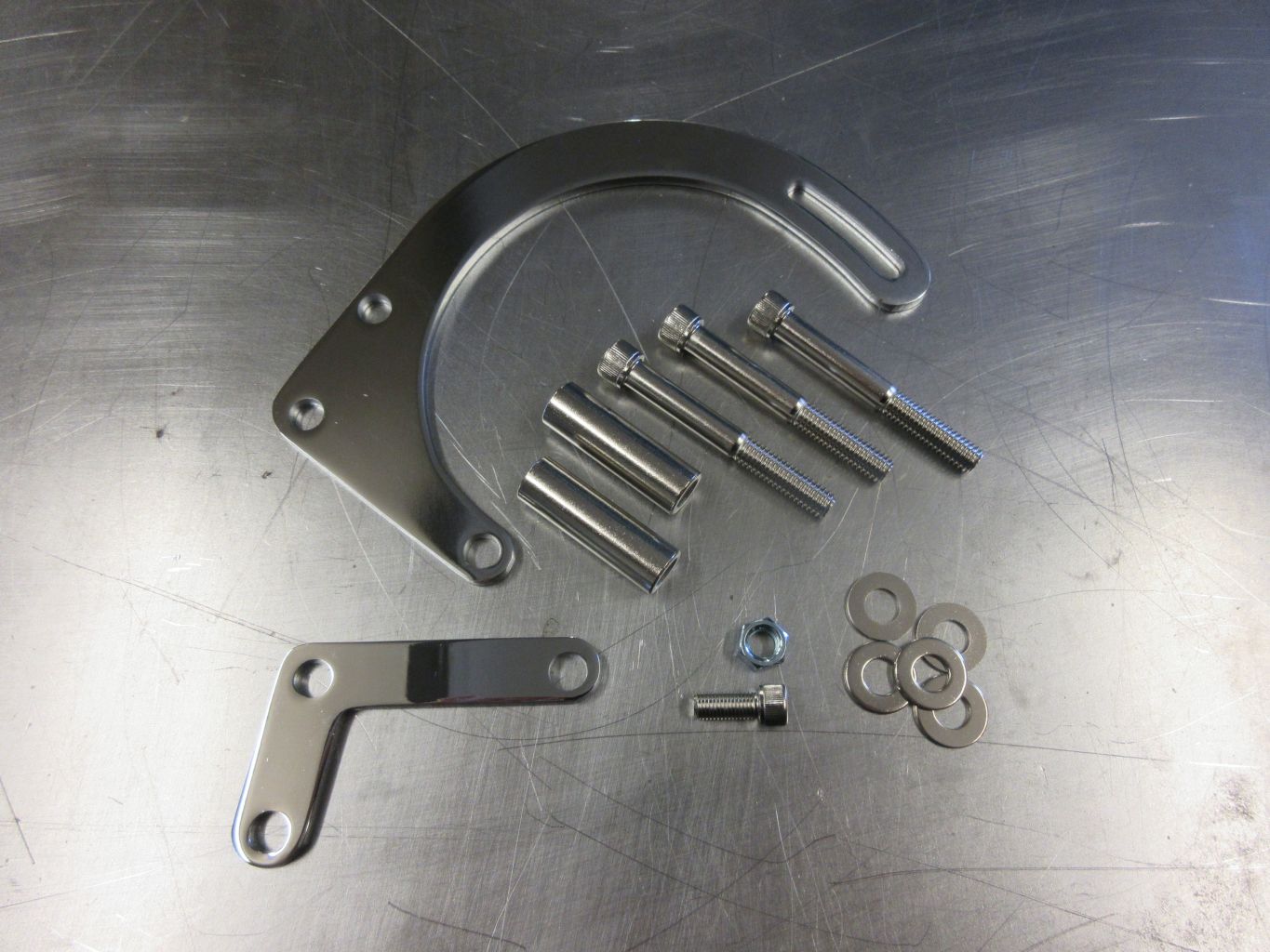 Alternator Mount CSB Passenger Side Low