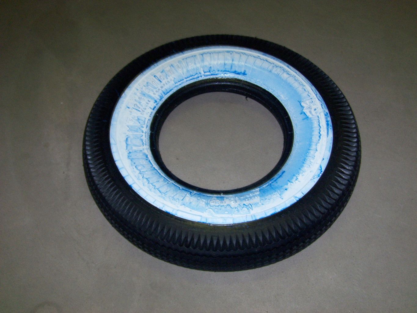 820-15 Firestone 4-1/4´´ Whitewall