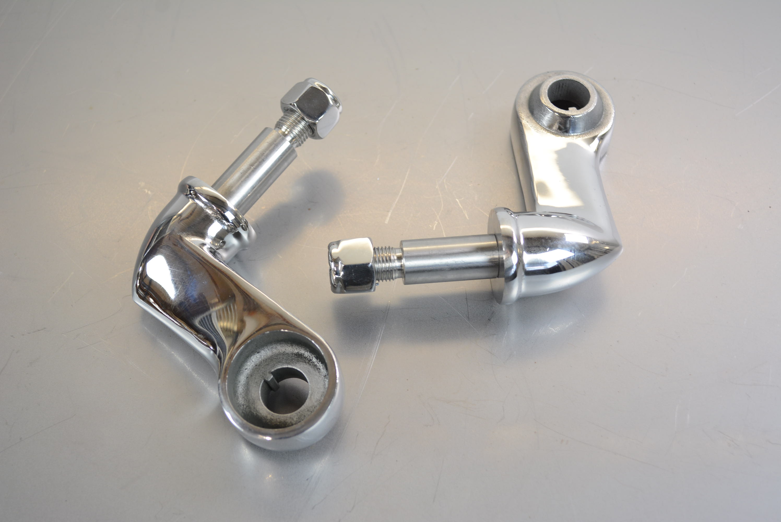 Lower Shock Mounts SS