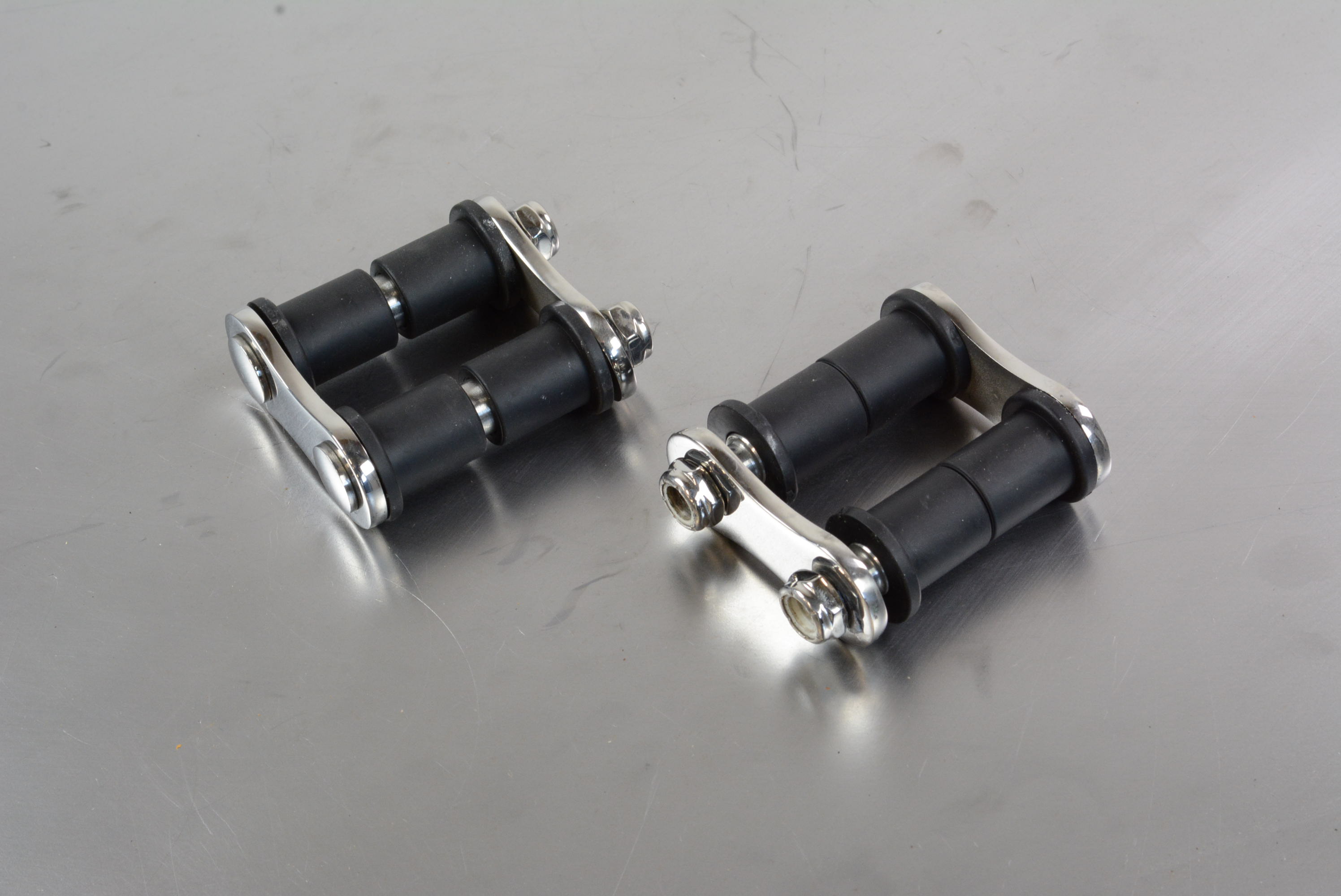 Front Shackles Stainless