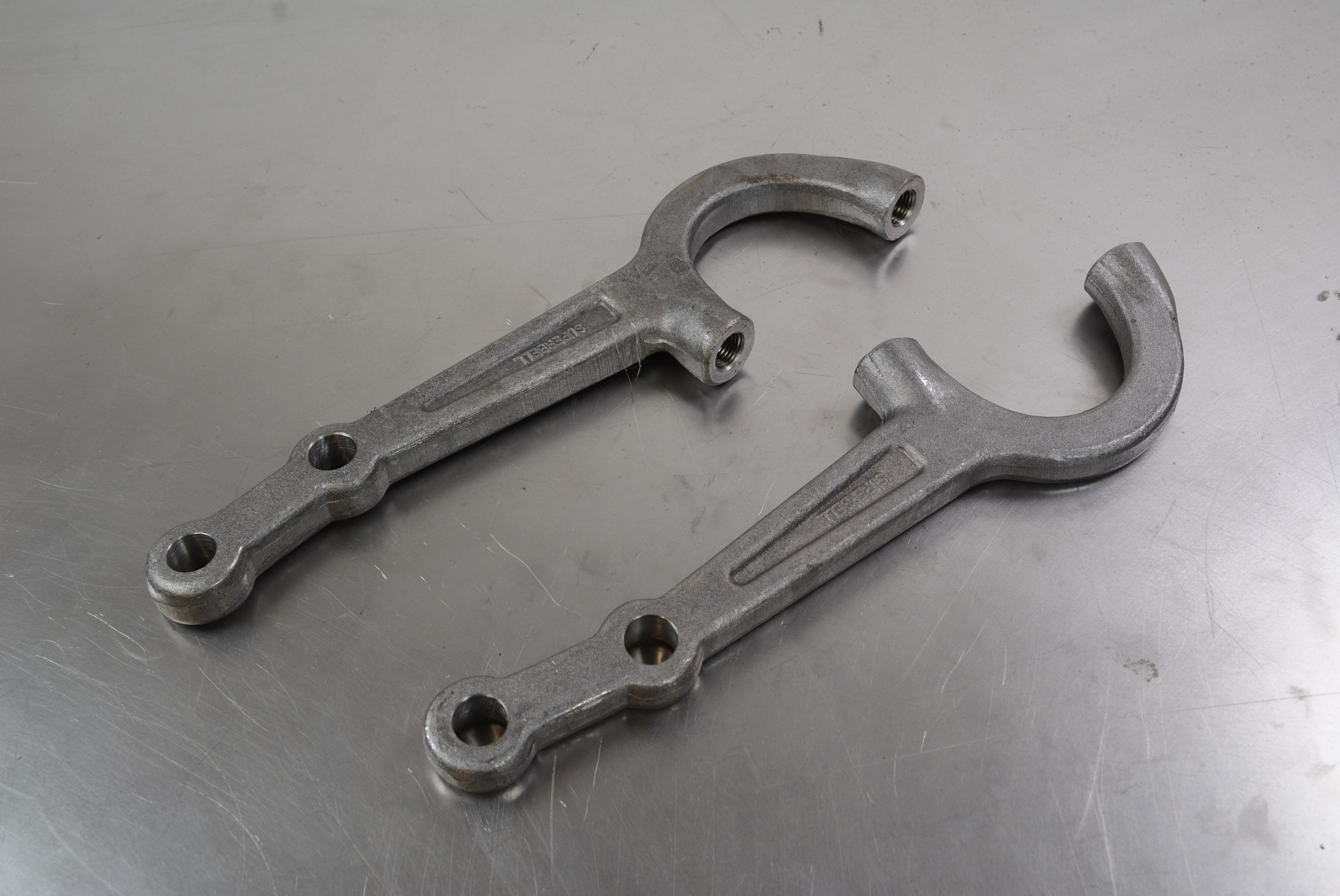 Steering Arms Straight