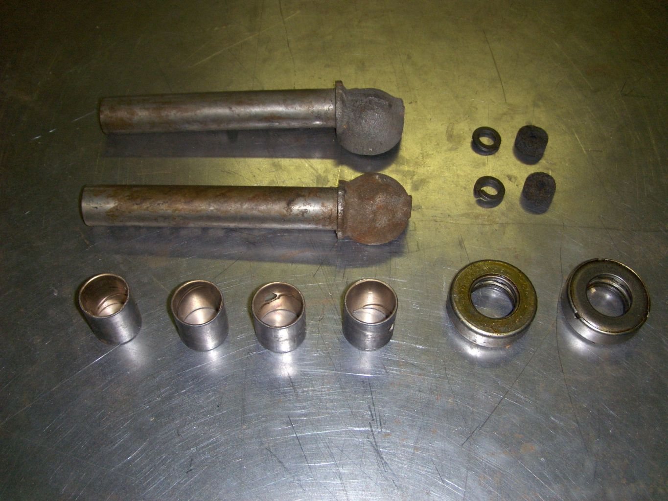 Kingpin-sats Truck 35-36 NOS
