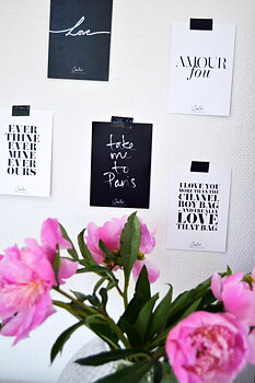 LOVE LOUDER WALLIES: 8 PRINTS IN ONE PACK