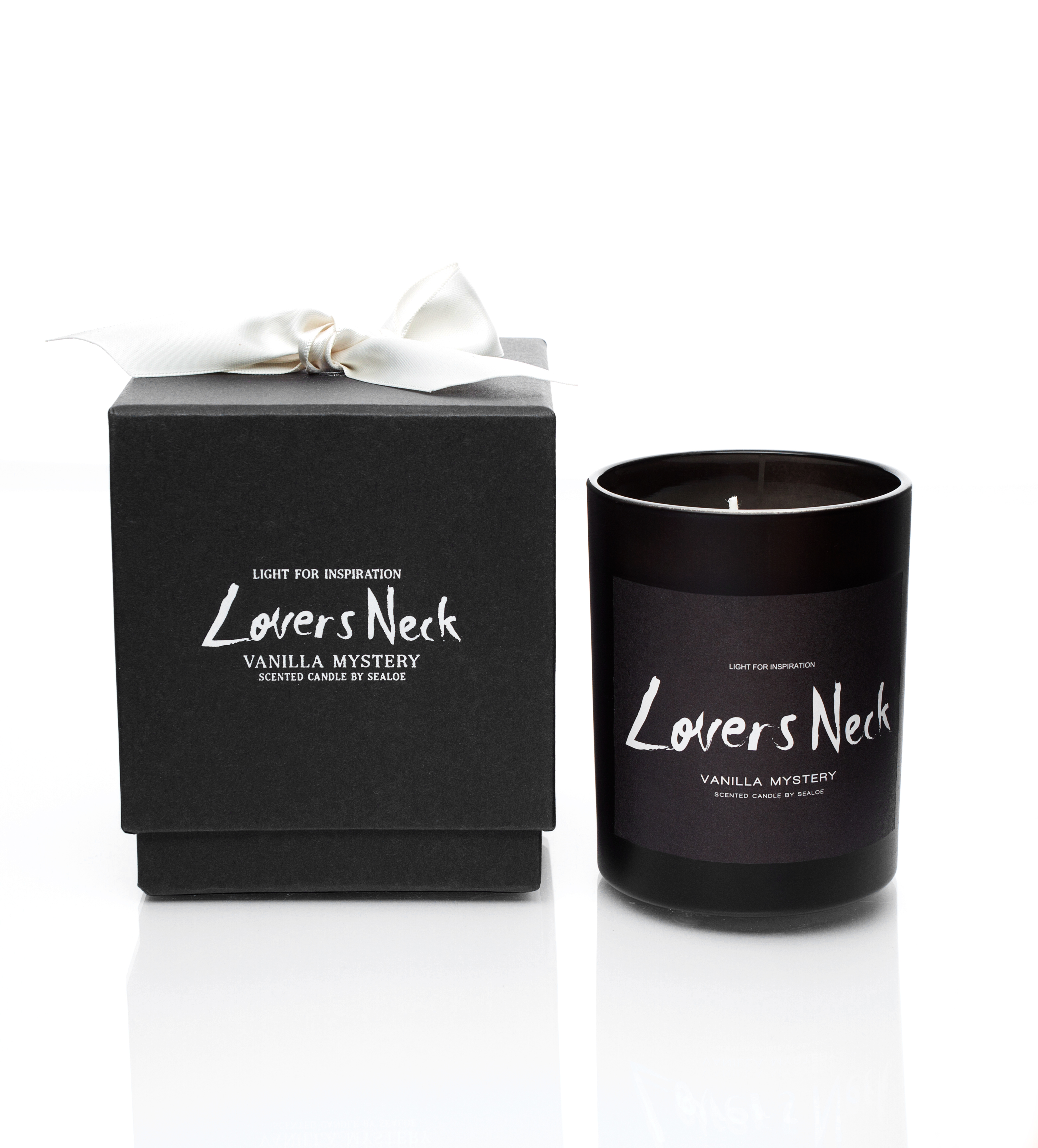 Lover's Neck Scented Candle