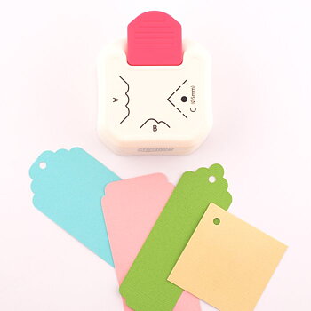Punch -3-in-1 Corner Tag Punch Scallop