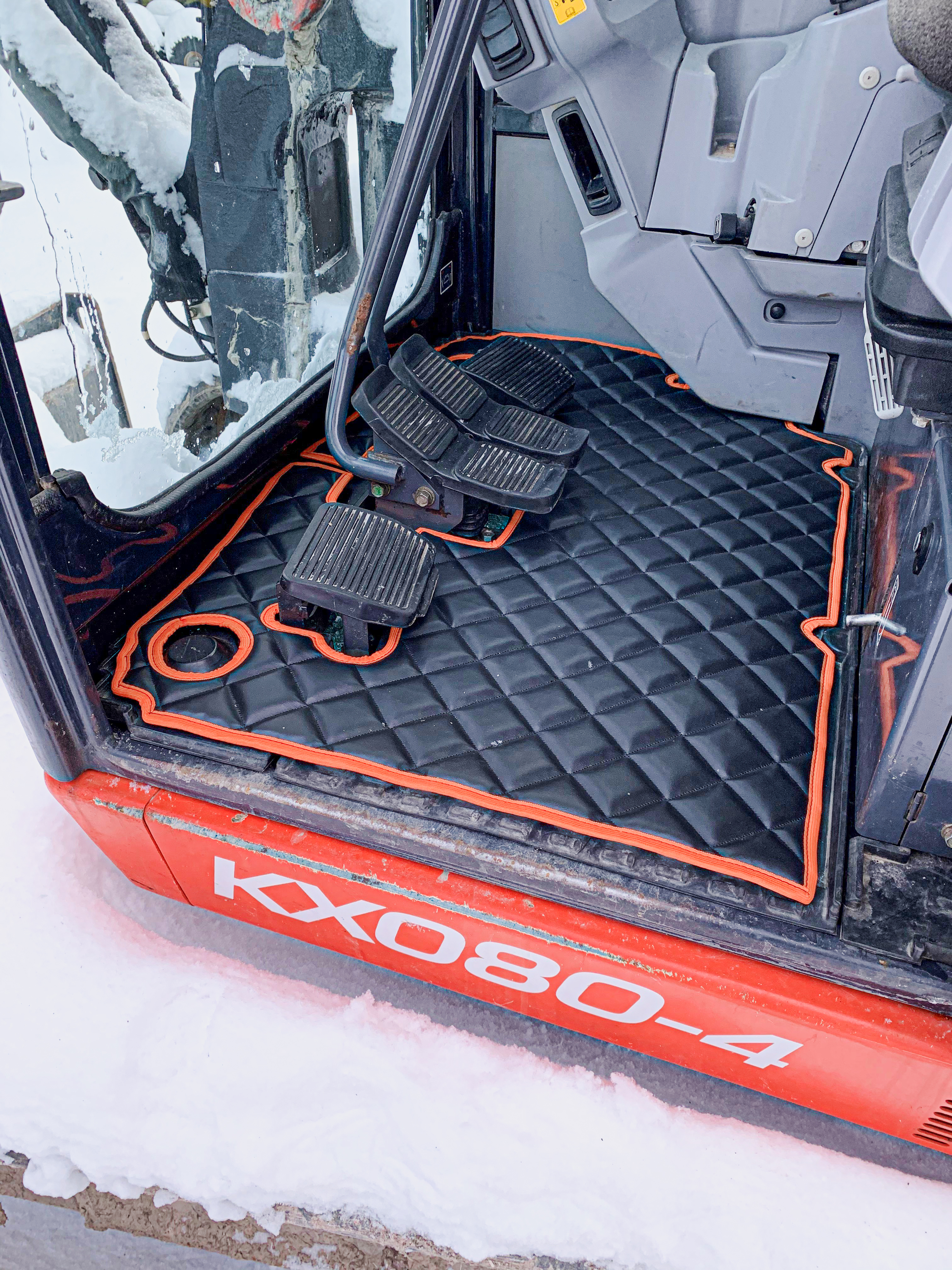 Golvmatta Kubota KX080-4 Diamant - 2