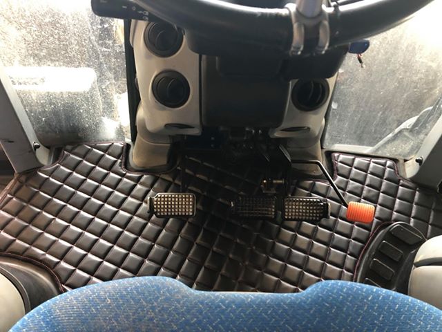 Golvmatta  New Holland T5-T7 Diamant - 6