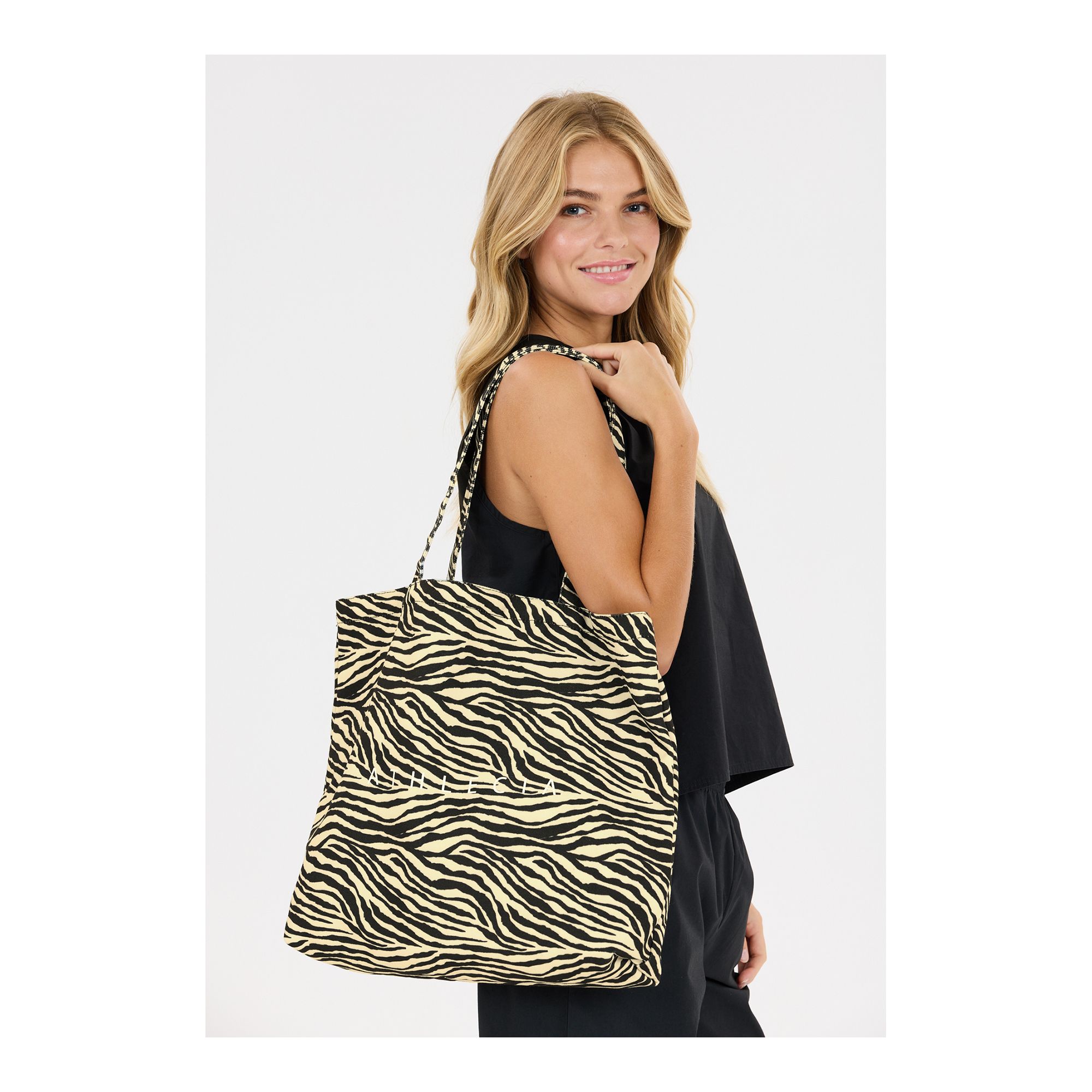 Athlecia Larissa Tote Bag - 3