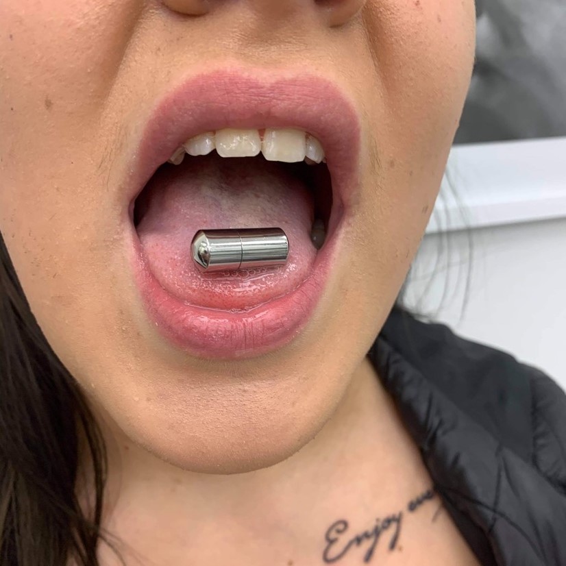 Tungpiercing - vibrerande kärleksstav med batteri, 1,6 mm x 16 mm - 3