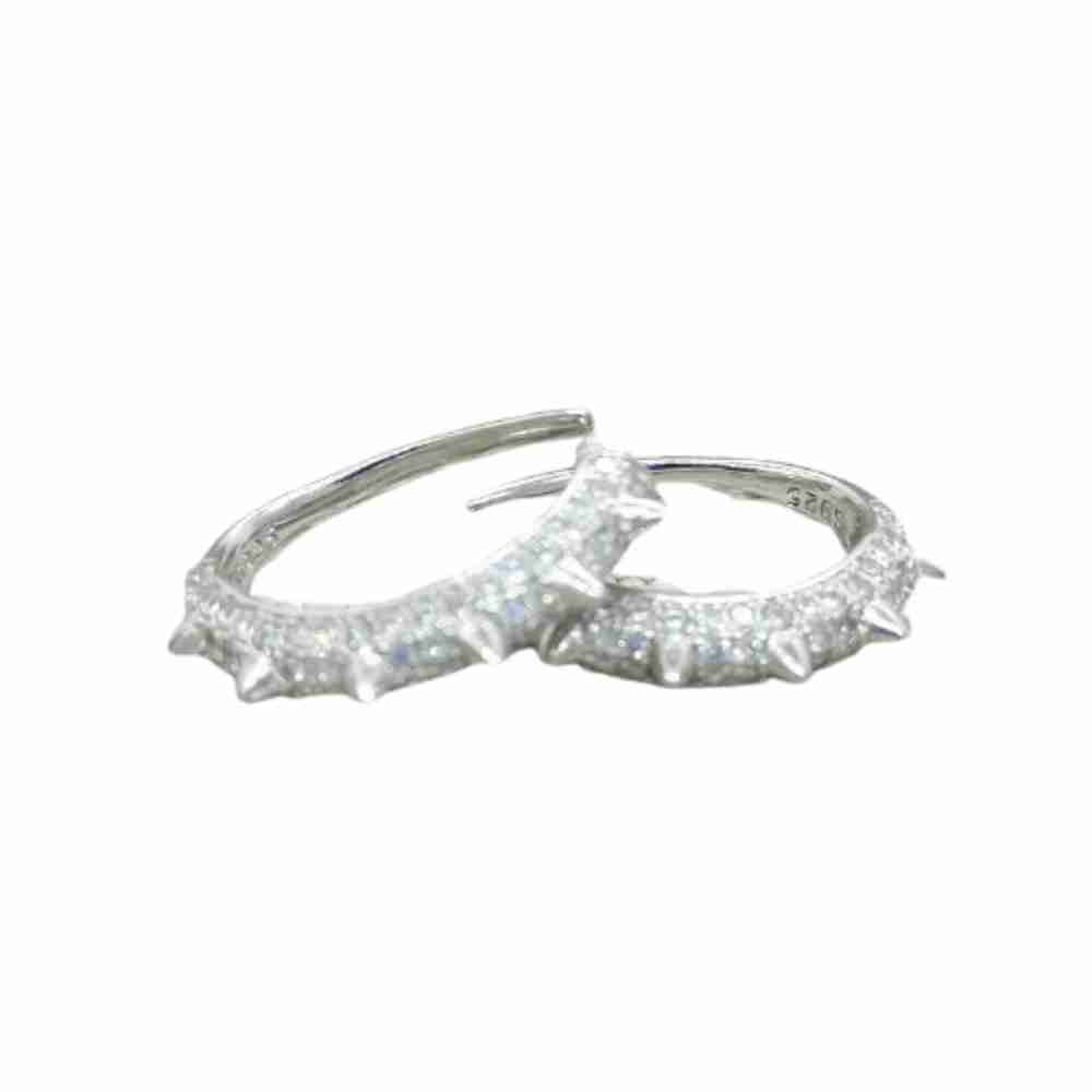 Earcuff  - spikes - äkta silver - med kristaller - fake piercing