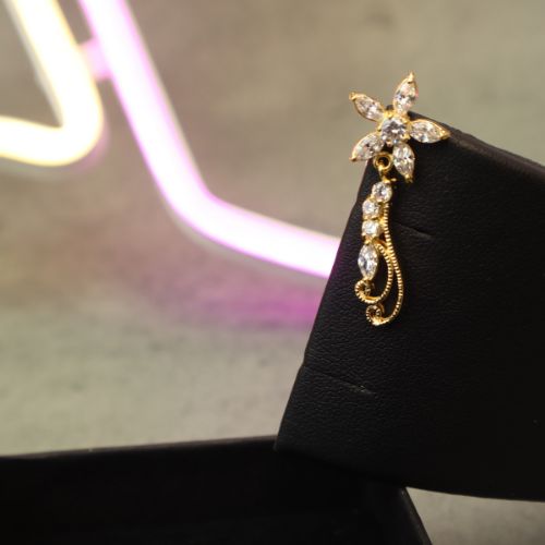 Navelpiercing - kristall med dekorativt hänge - 18K guldplätering - 2