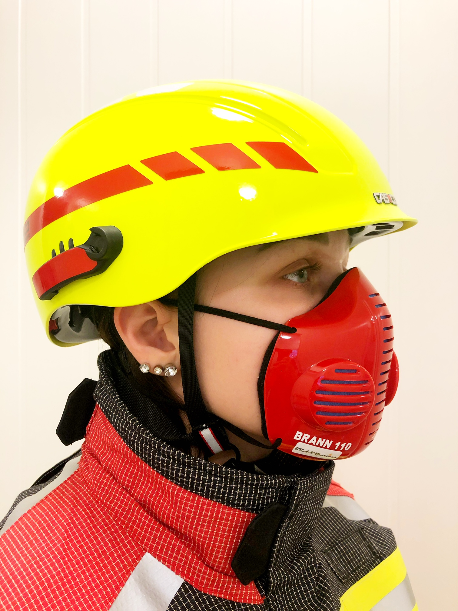 Maske, CASCO Mask 2.0, Medisinsk maske og godkjent etter EN 14683 Type IIR . Kan leveres i flere farger og nå også i en Rød utgave for brannvesen med "BRANN 110" påtrykt. - 2