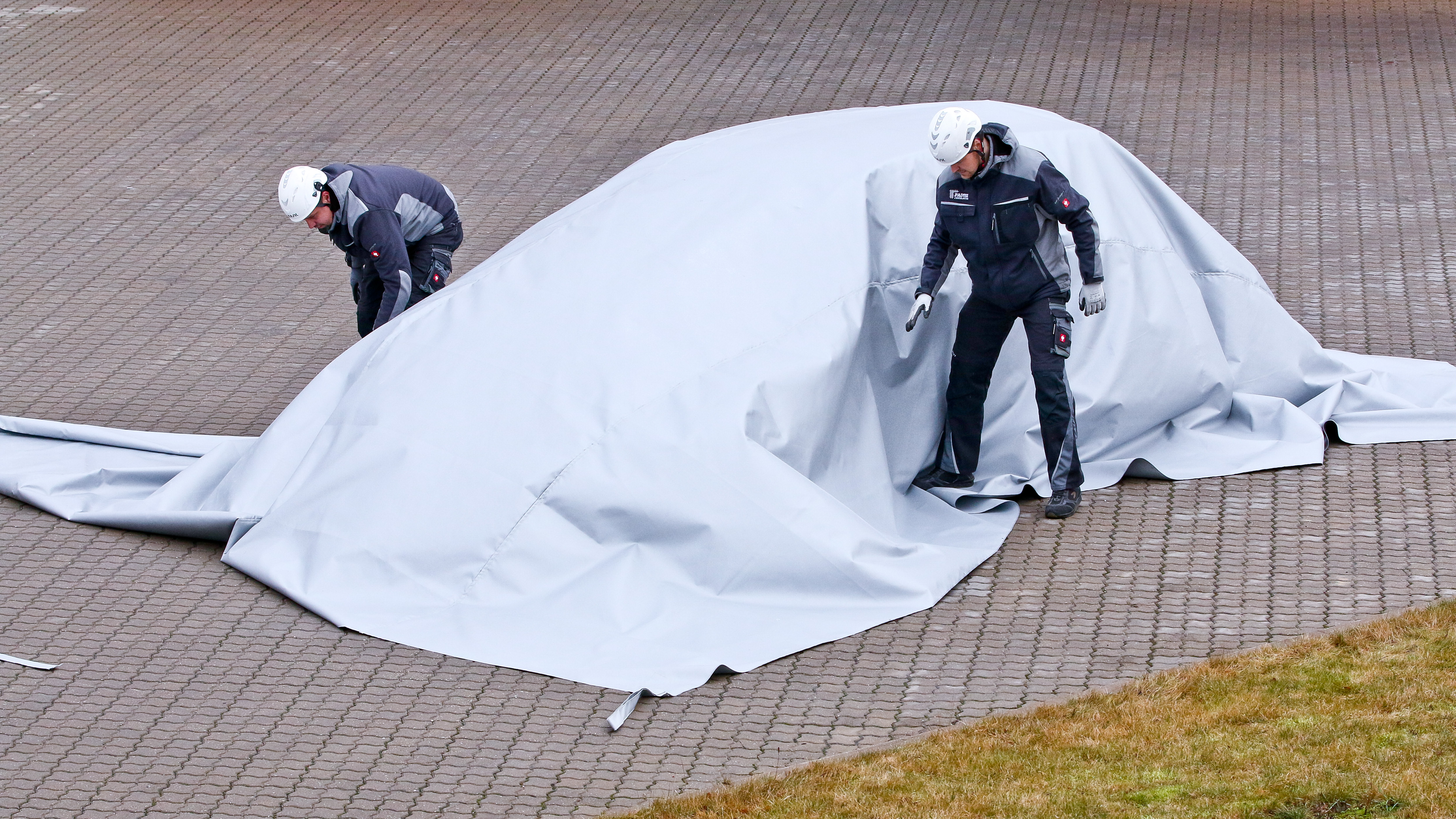 Branntepper for biler 6x8m  Padtex Supreme Grade (opptil 30 innsatser), NYHET! Nå også DIN SPEC 91489:2024-11 sertifisert for bruk mot bl.a brann i elektriske kjøretøy. - 8