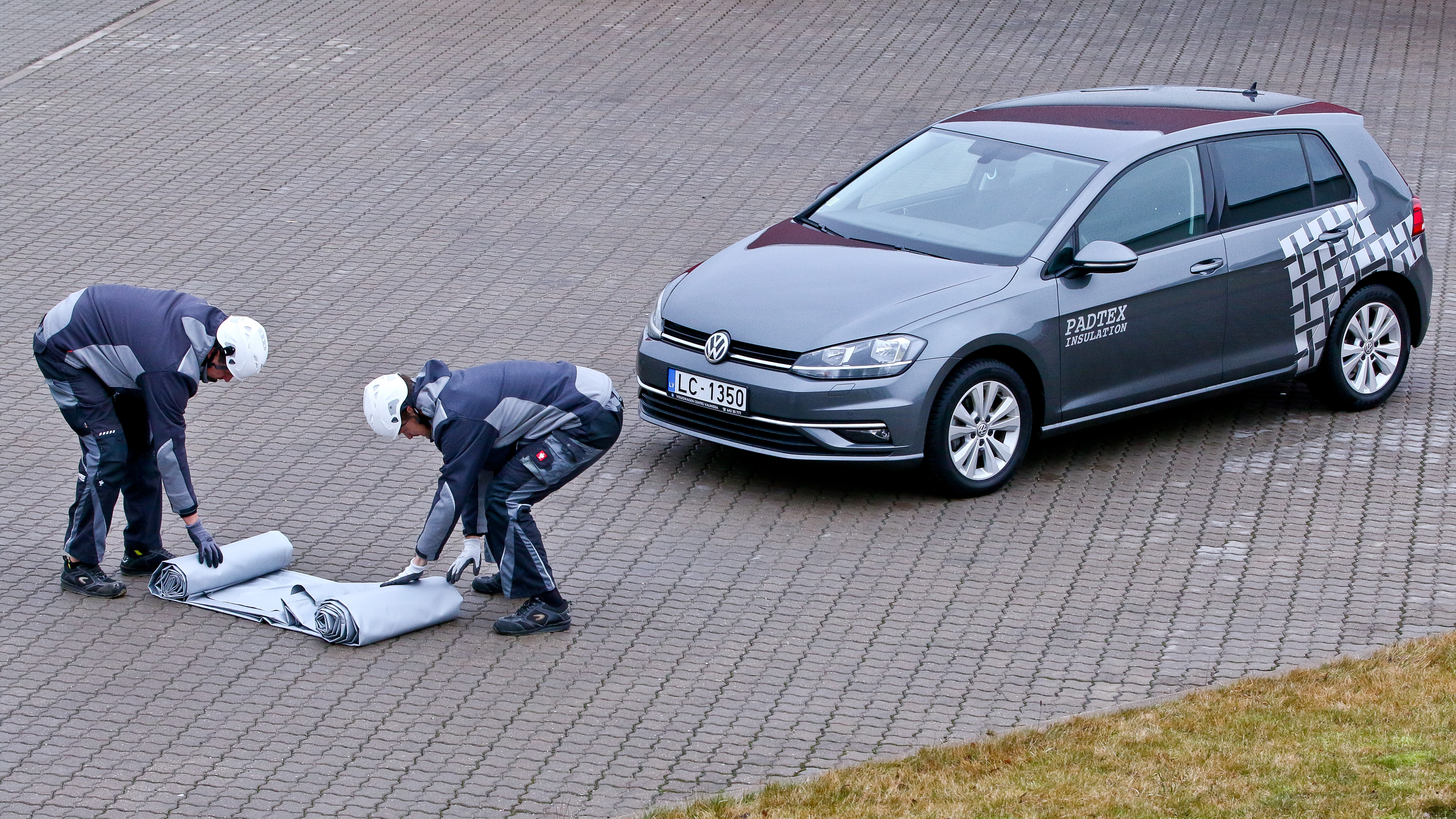 Branntepper for biler 7x10m  Padtex Supreme Grade (opptil 30 innsatser), NYHET! Nå også DIN SPEC 91489:2024-11 sertifisert for bruk mot bl.a brann i elektriske kjøretøy. - 4