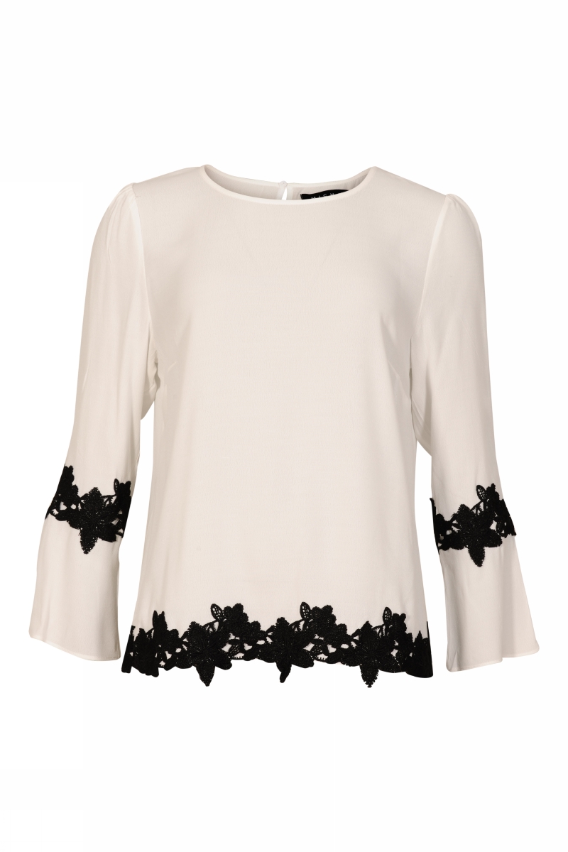 Blouse Viskos med svart spets på ärmar MICHA