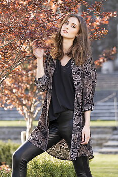Modesty Shirt Chestnut/Black