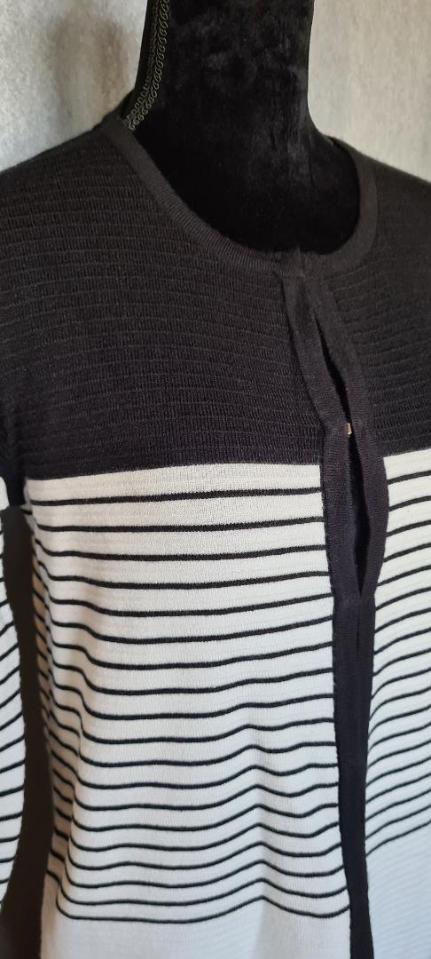 LongCardigan Relief StripeKnit  Offwhite/Svart MICHA - 2