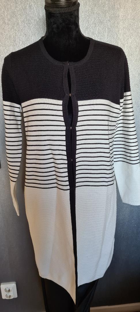 LongCardigan Relief StripeKnit  Offwhite/Svart MICHA