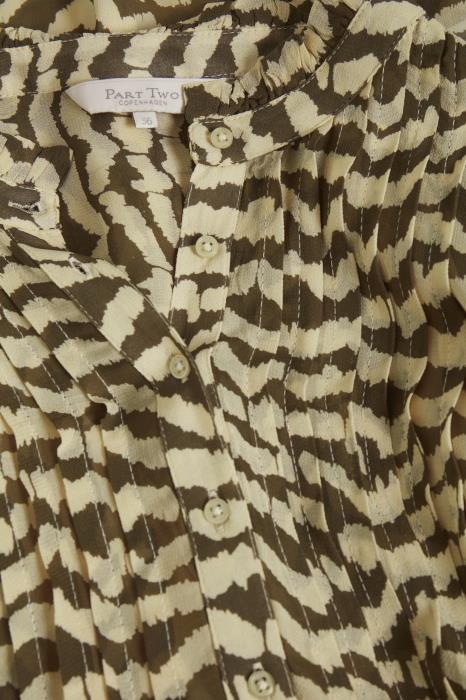 TemplePW DR Ikat print Beech Part Two - 3