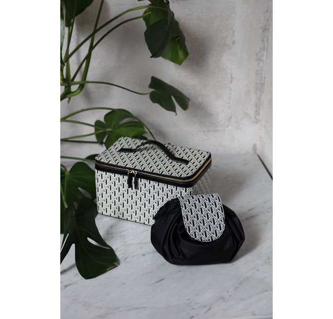 JLB- ROUND DRAWSTRING BAG MEDIUM BLACK/WHITE CEANNIS - 4