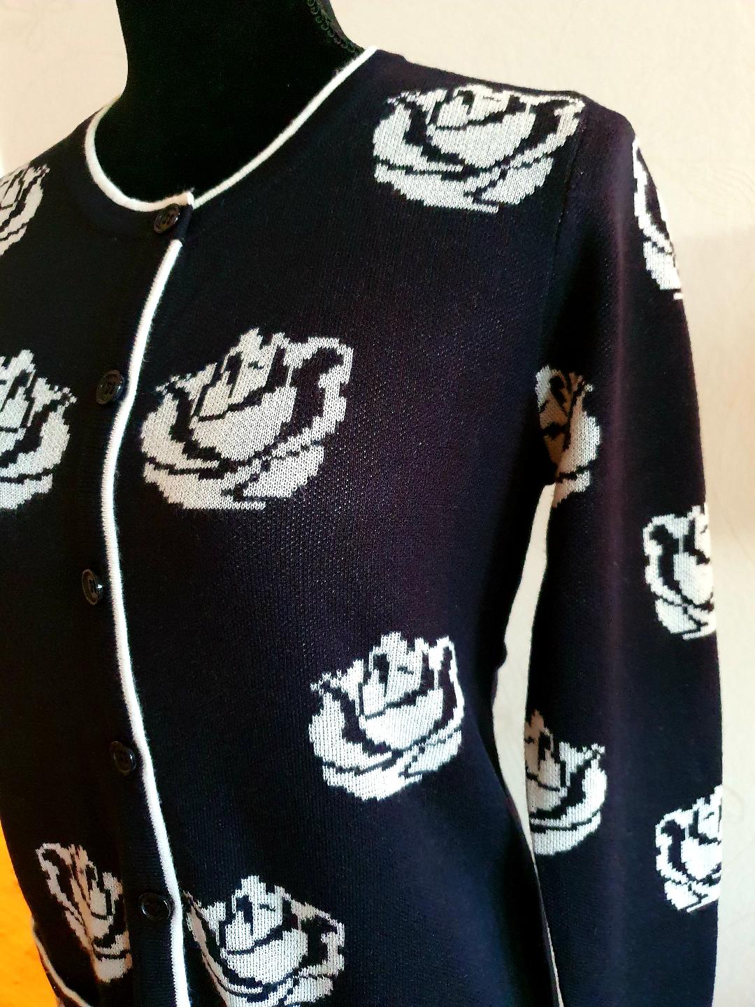 Cardigan Svart/ Vita blommor  GISELLE MICHA - 2