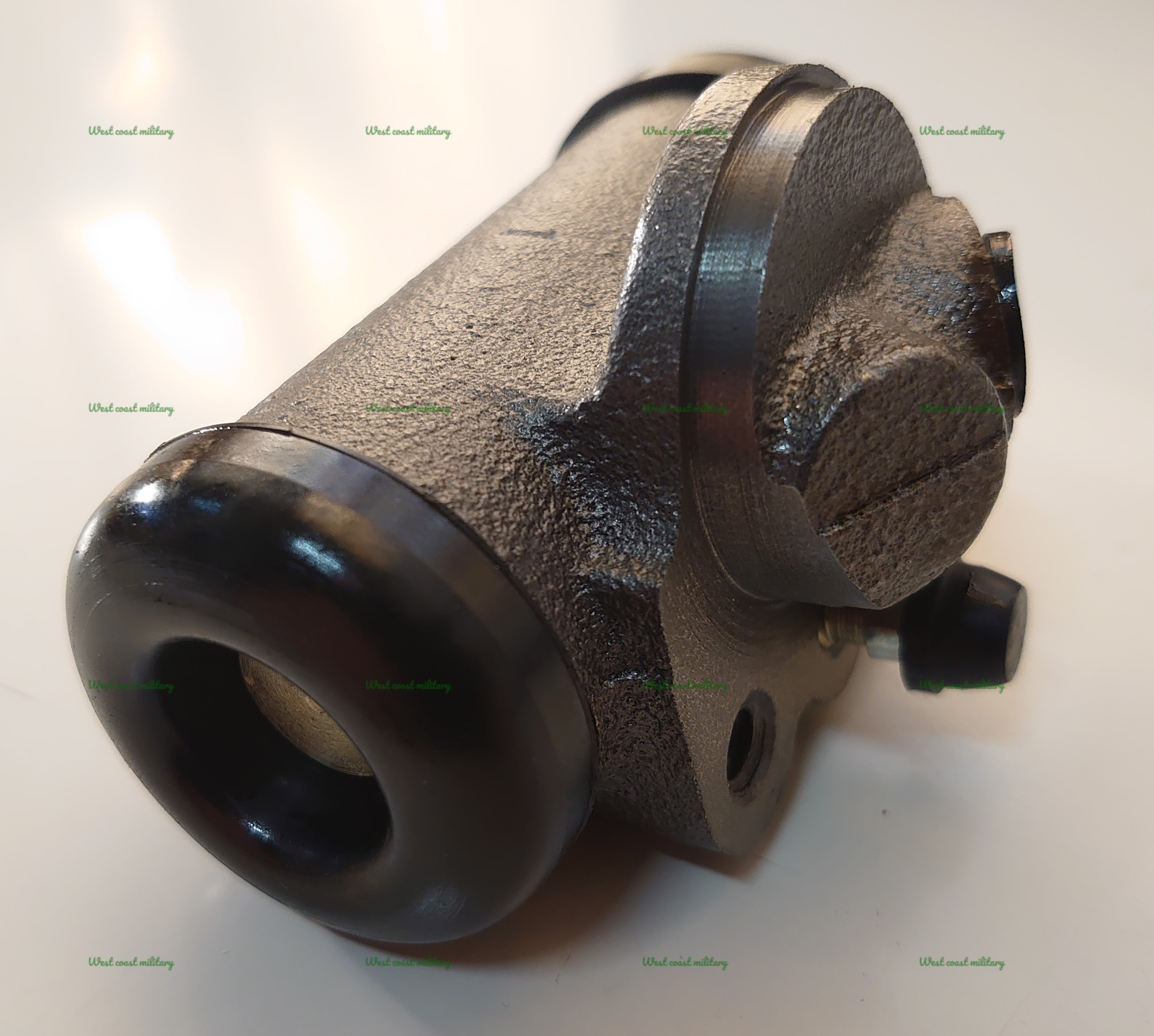 Bromscylinder CJ3B CJ5 Vänster - 3