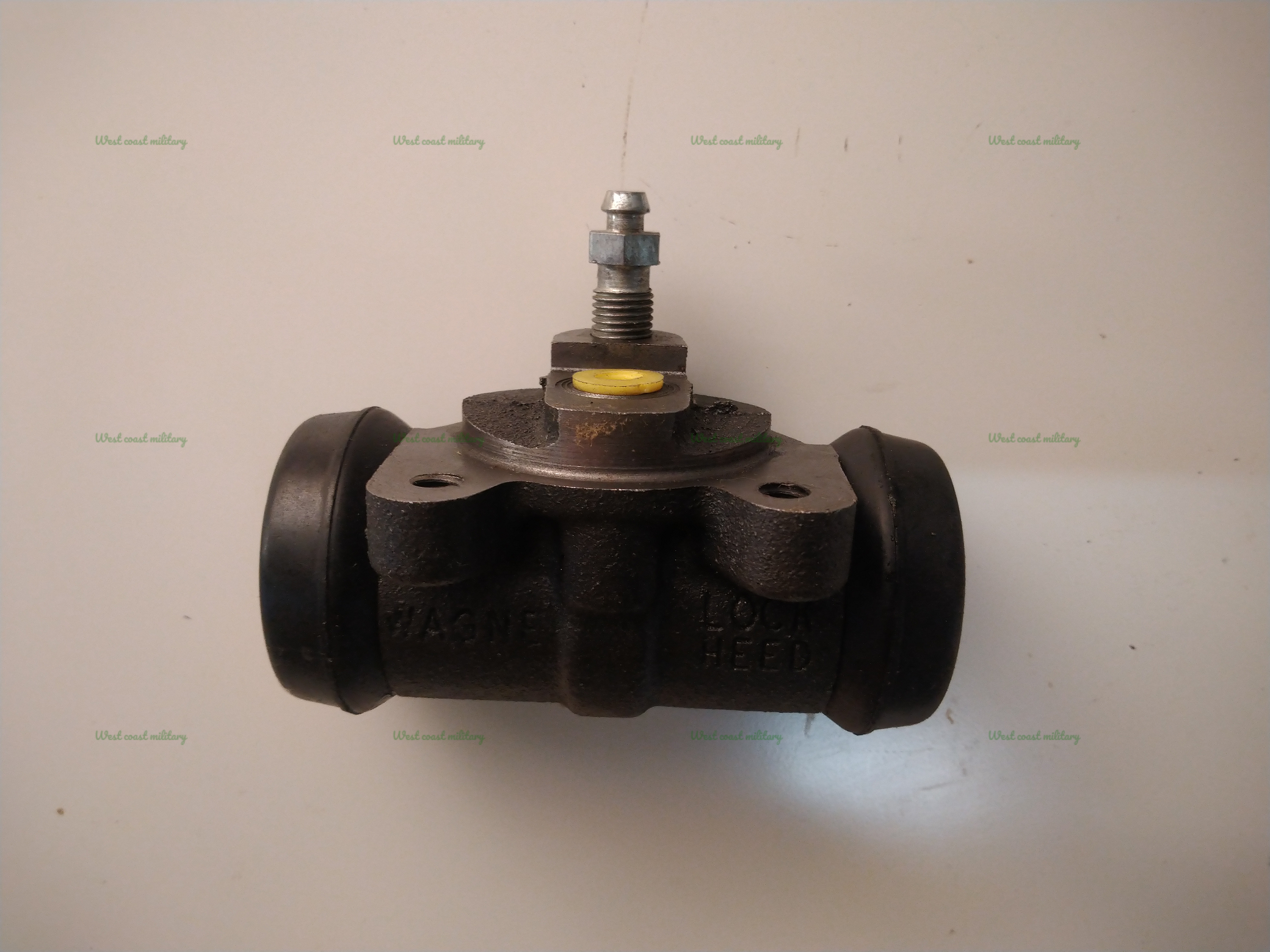 Brake cylinder Right side